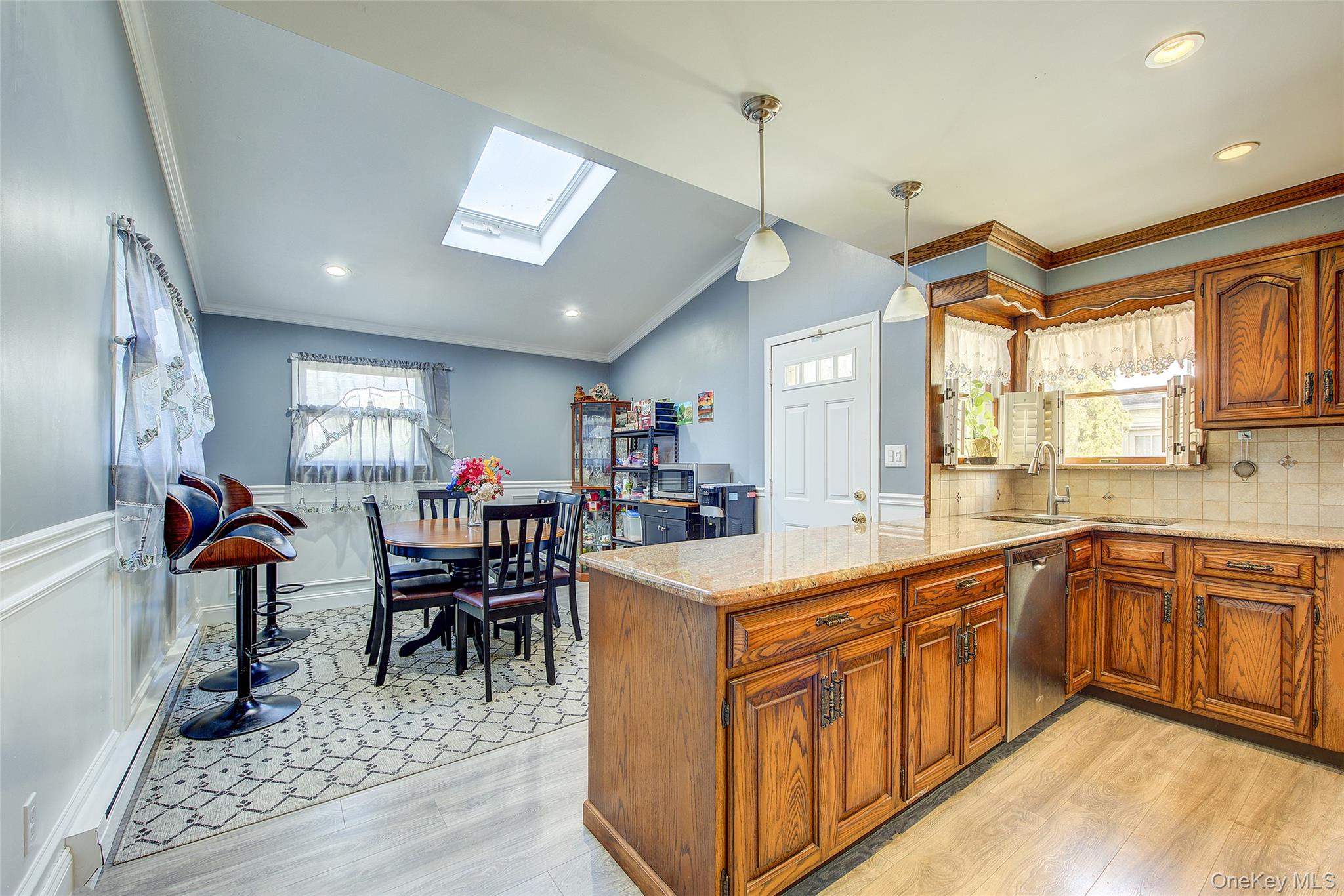 #7 photo, 106 Soifer Avenue, ナッソー郡 North Bellmore , NY 11710