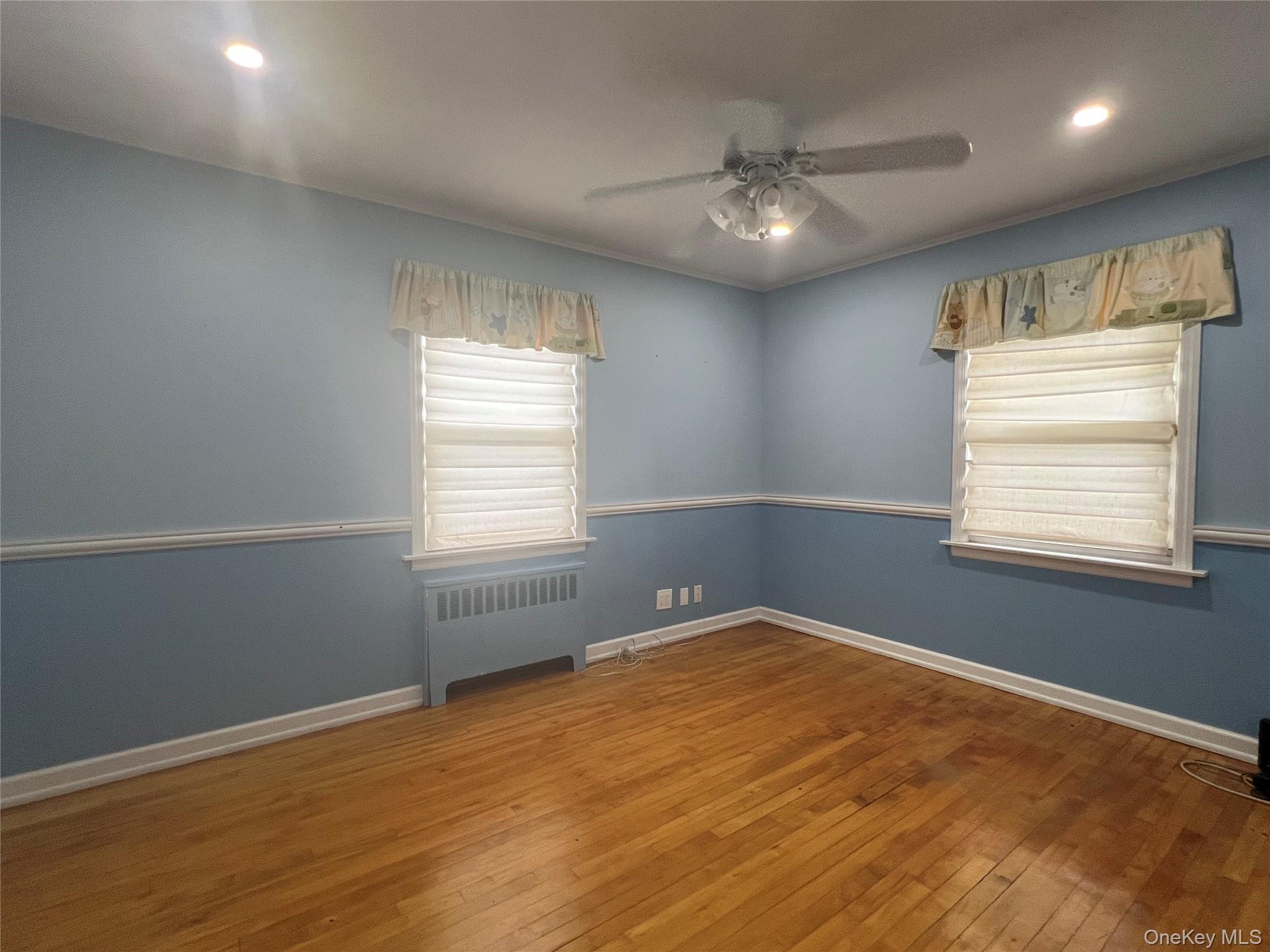 #8 photo, 694 Blackstone Avenue, East Meadow , NY 11554