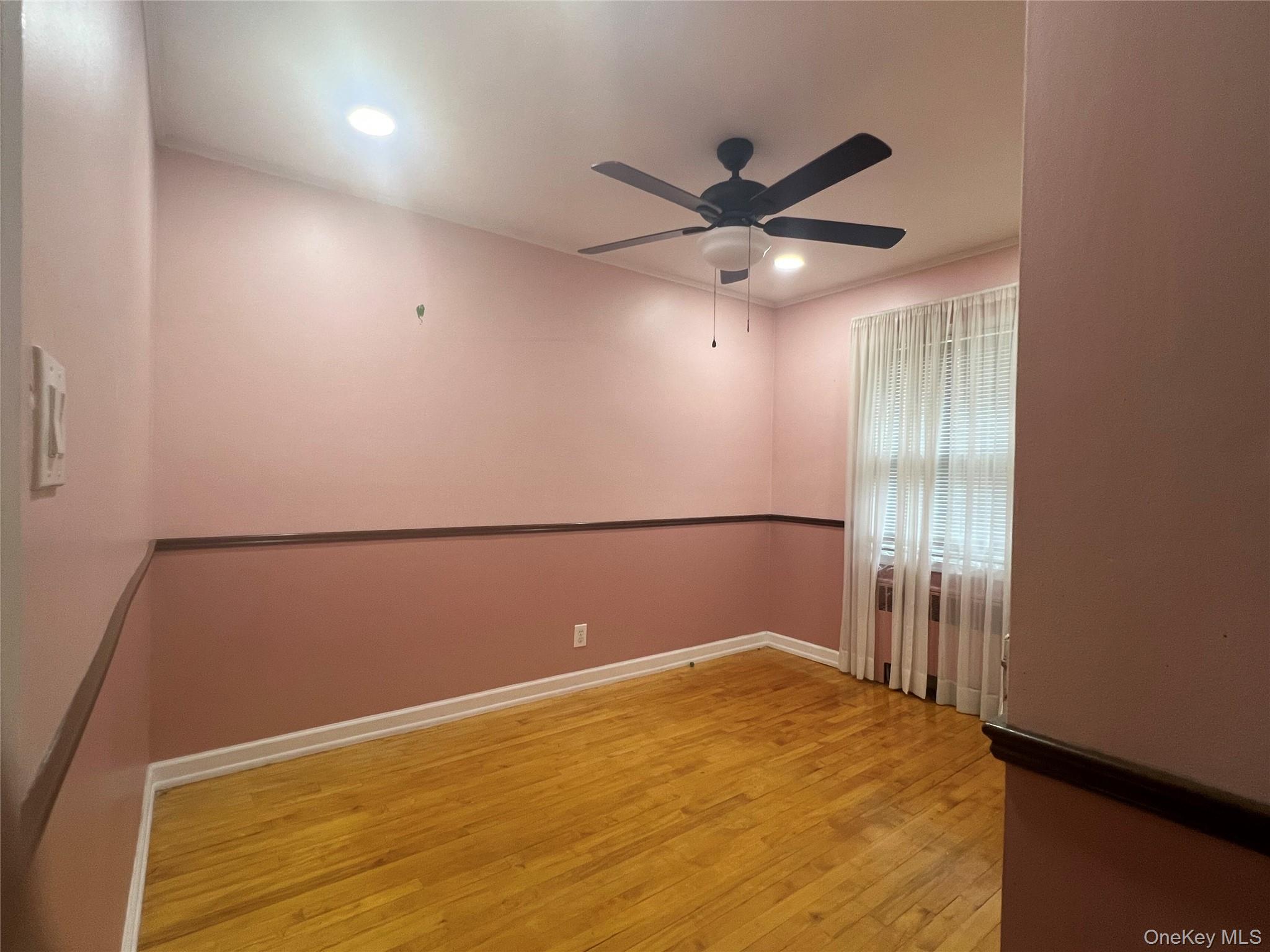 #9 photo, 694 Blackstone Avenue, East Meadow , NY 11554