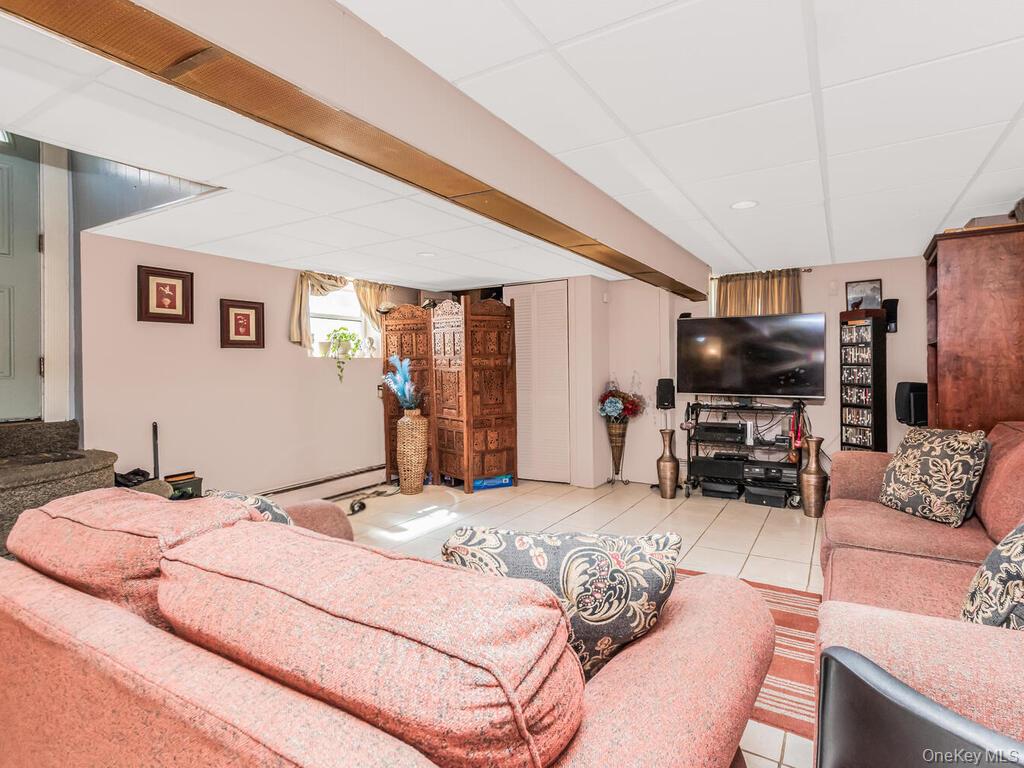 #20 photo, 410 Revere Avenue, Bronx , NY 10465