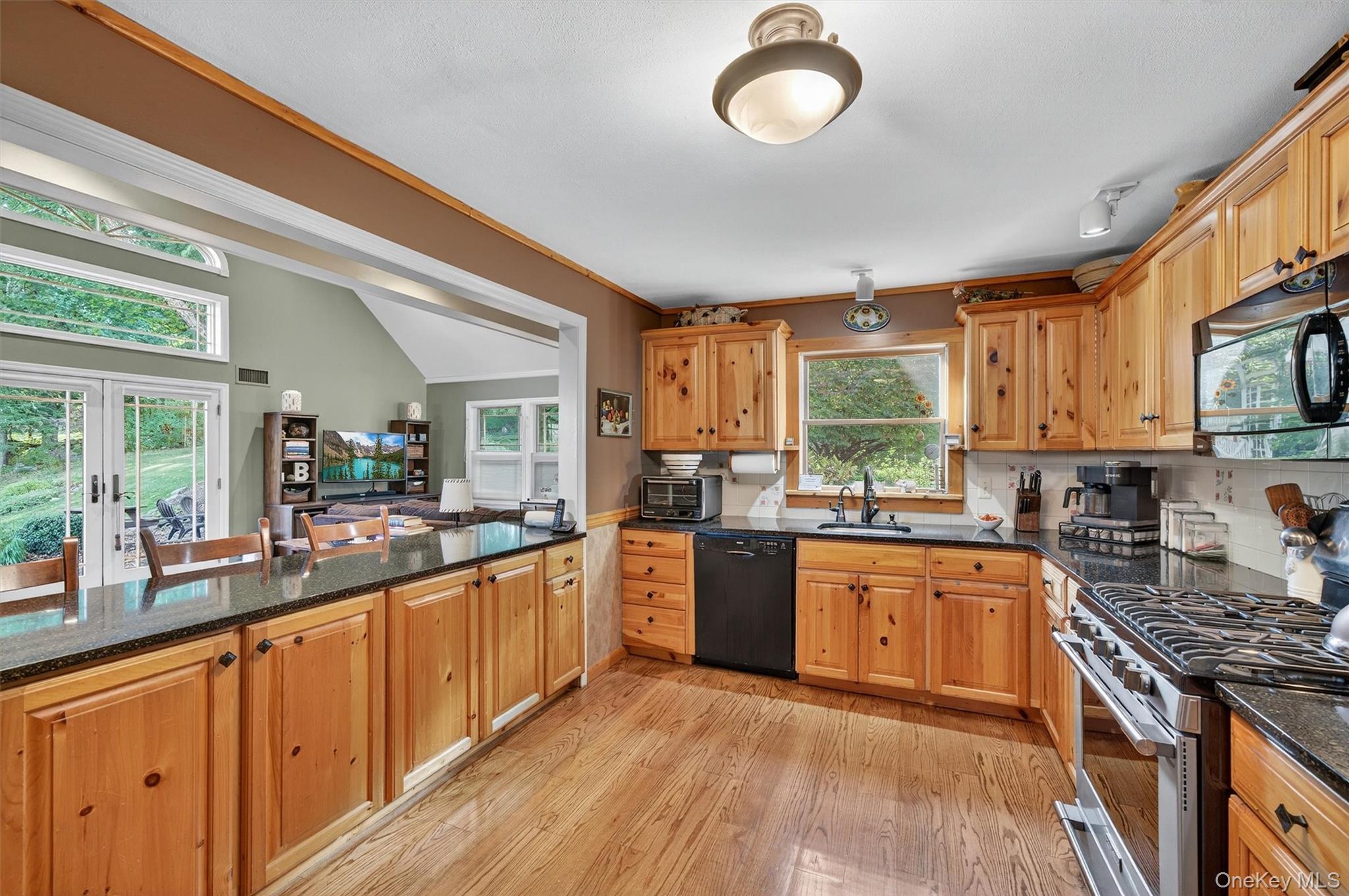 #8 photo, 23 Overlook Drive, Warwick , NY 10990