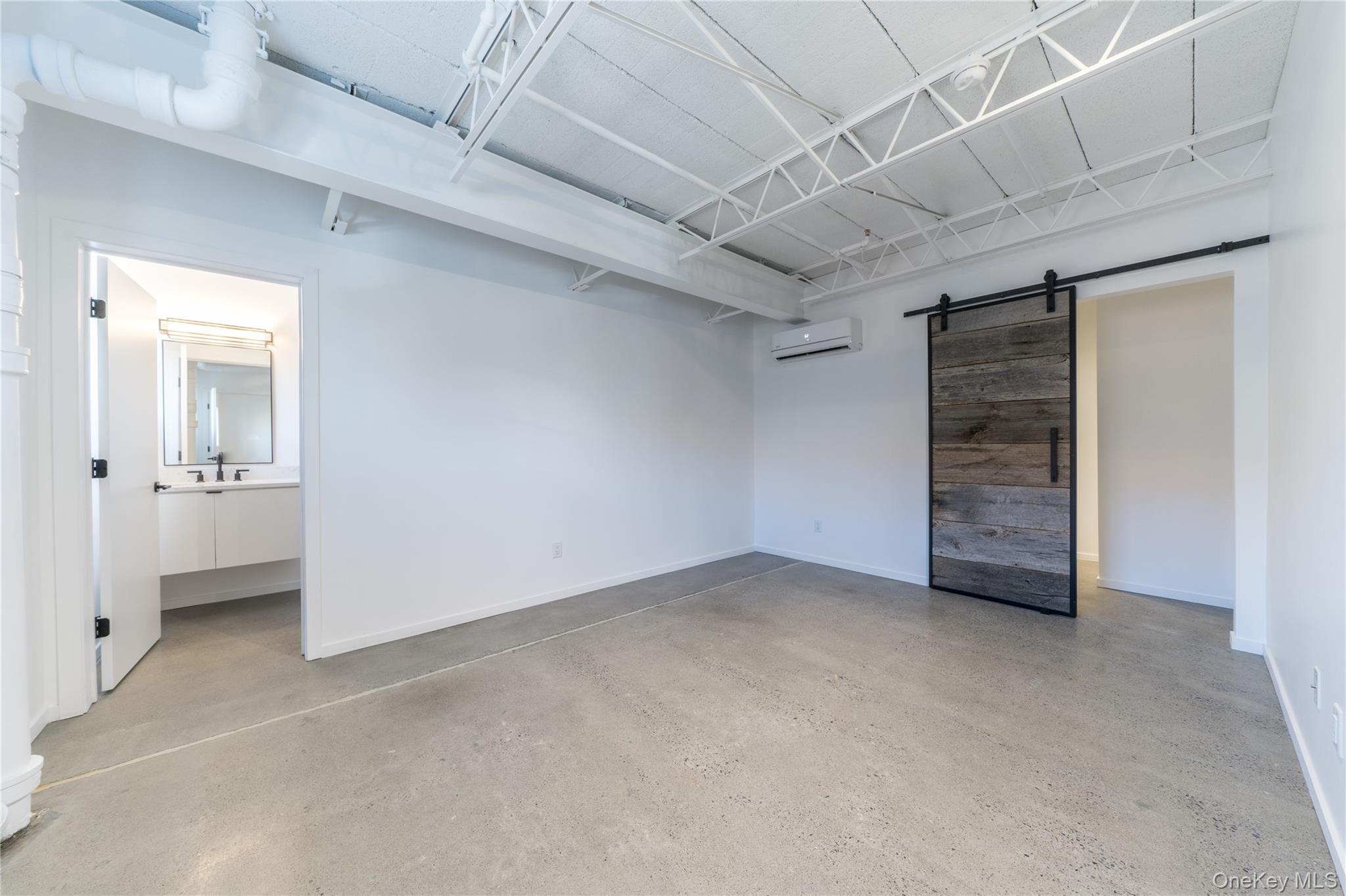 #12 photo, 21 ---754 Green   Columbia Street, Hudson , NY 12534