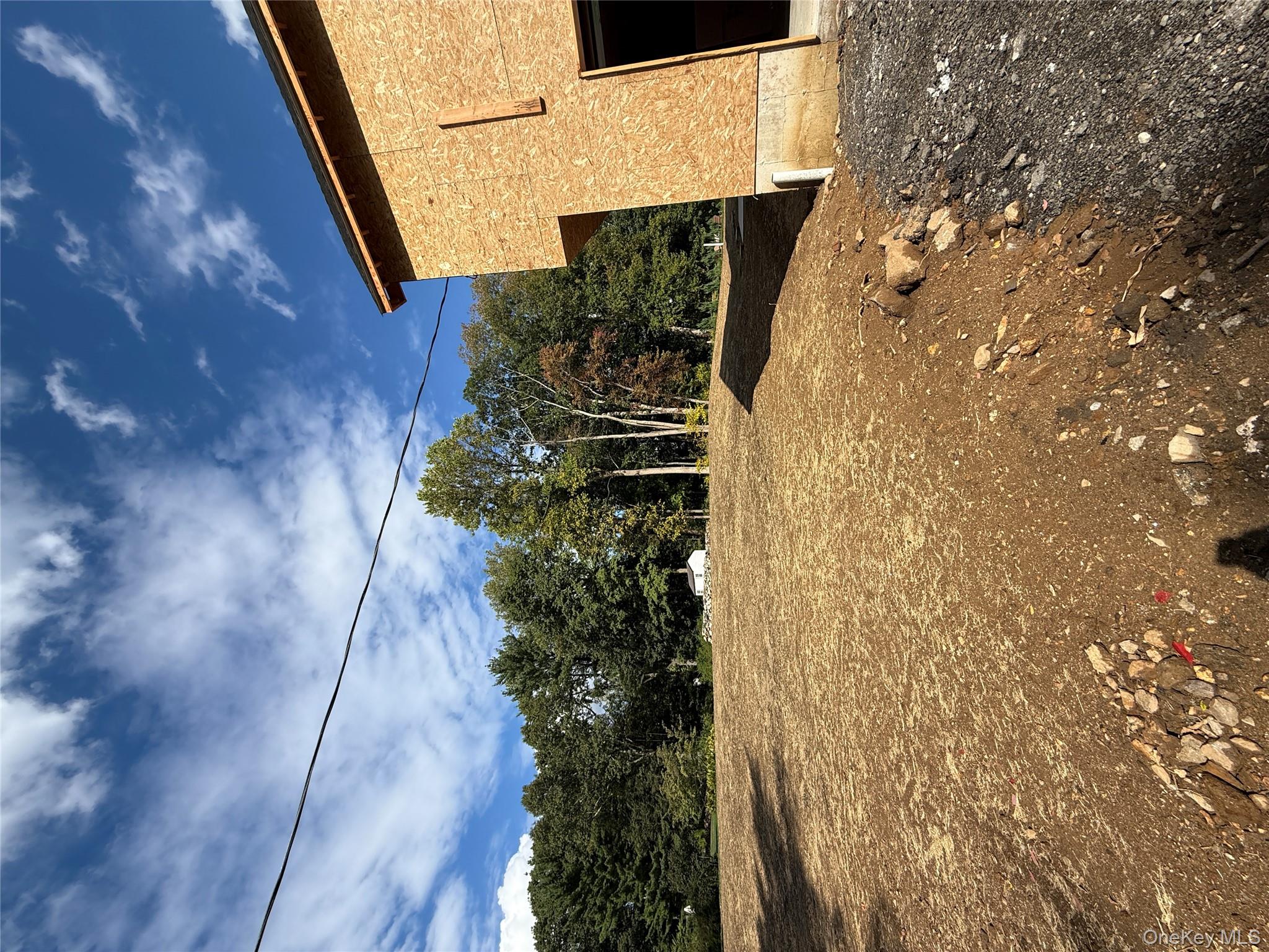 #4 photo, 546 Louella Road, Yorktown Heights , NY 10598