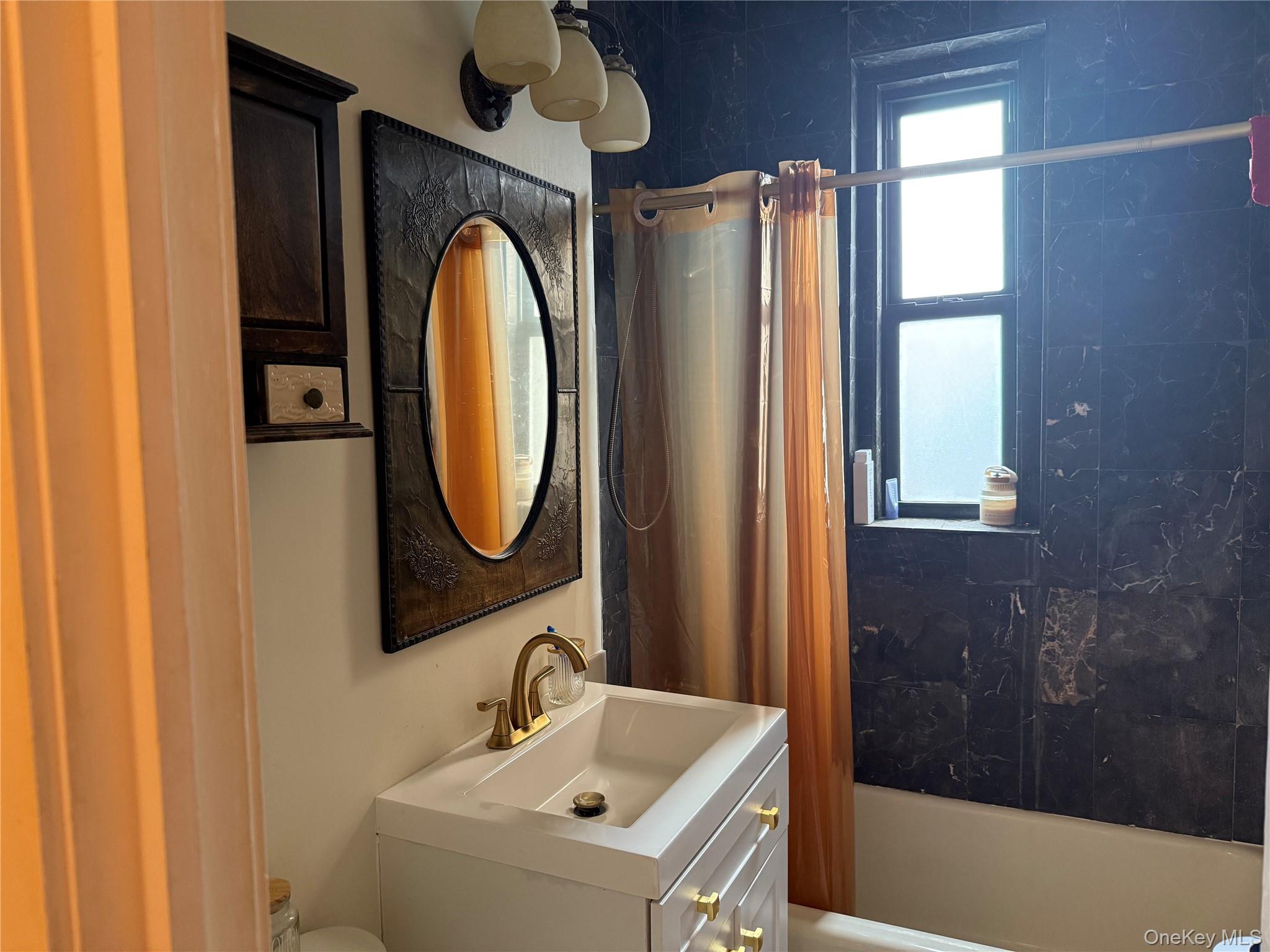 #4 photo, 30 Clinton Place, New Rochelle , NY 10801