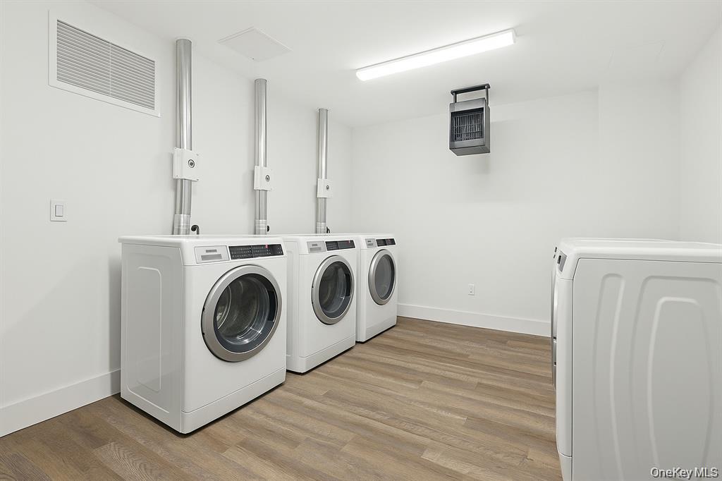 #10 photo, 199 E Post Road, White Plains , NY 10601