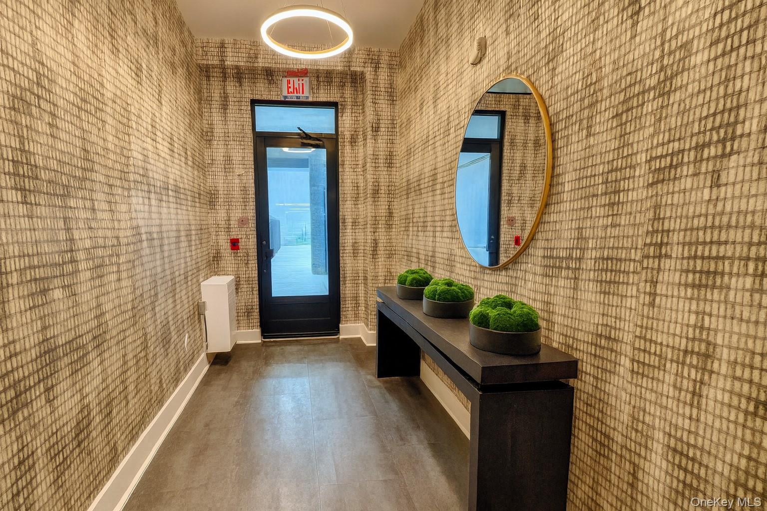 #7 photo, 199 E Post Road, White Plains , NY 10601