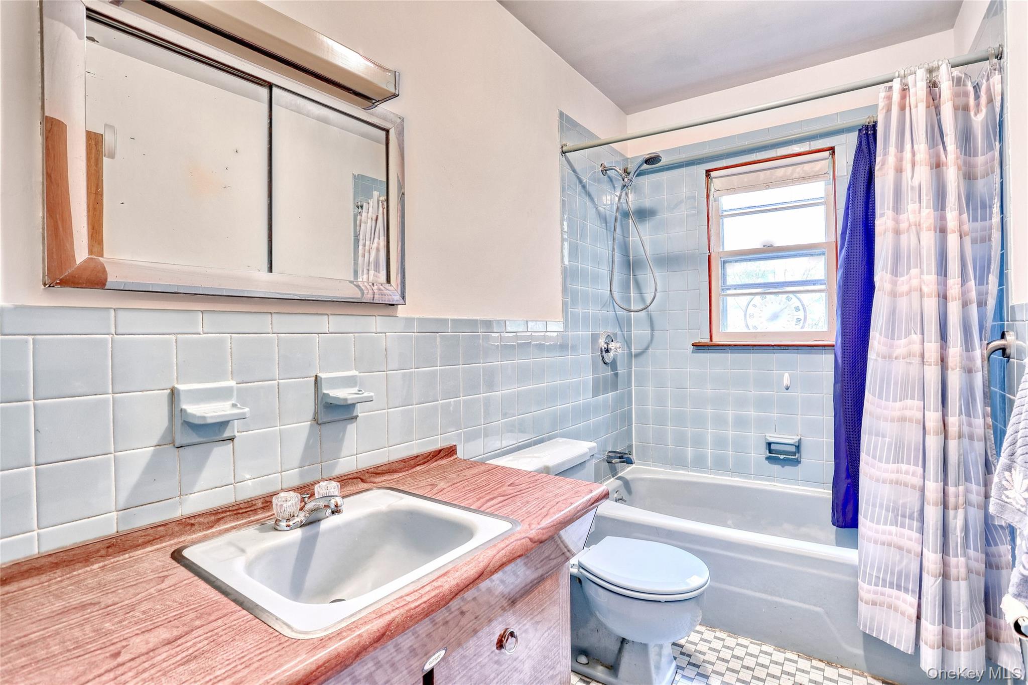 #15 photo, 17 Midway Road, Chestnut Ridge , NY 10977