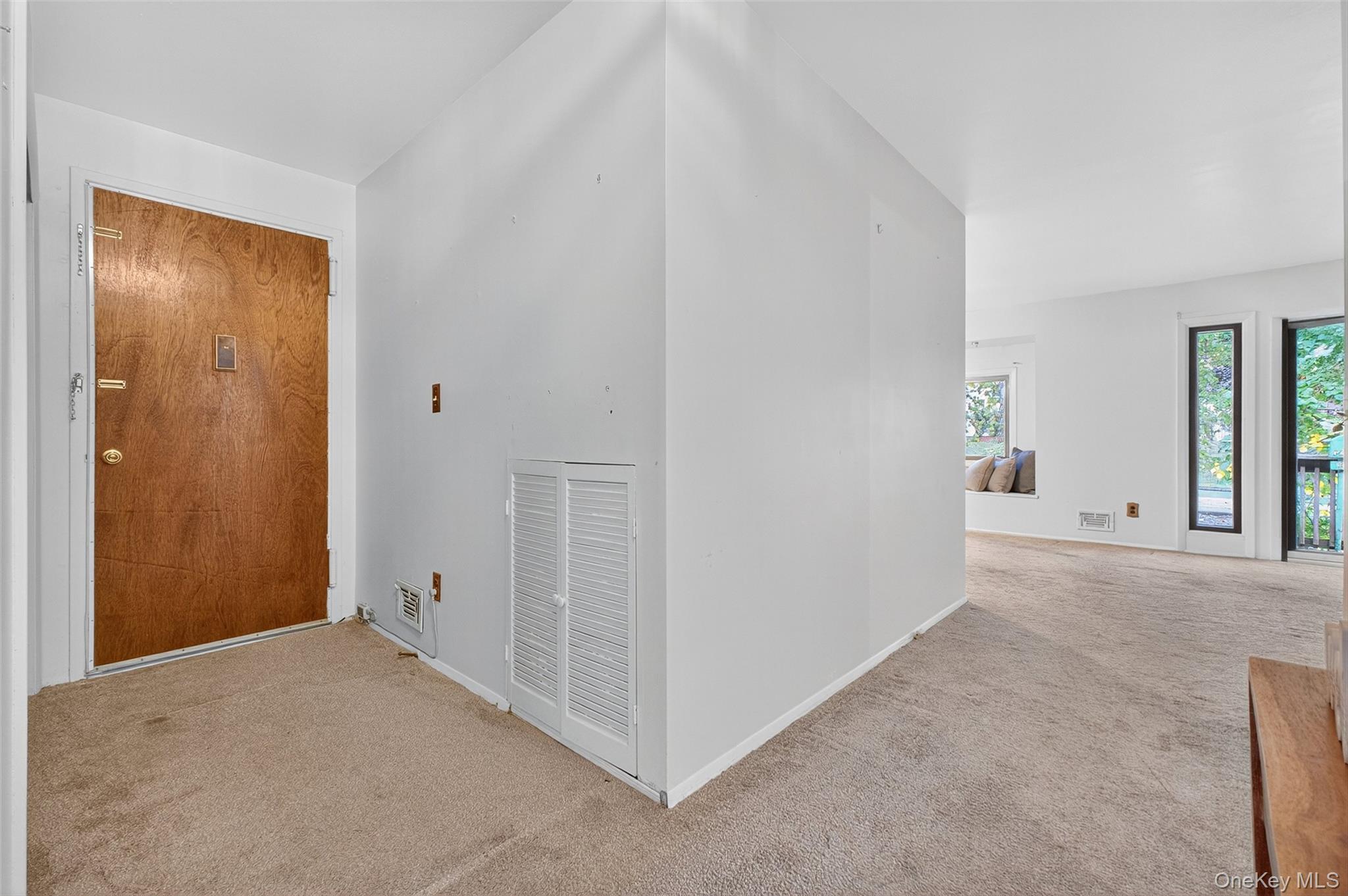 #3 photo, 45 Jefferson Oval, Yorktown Heights , NY 10598