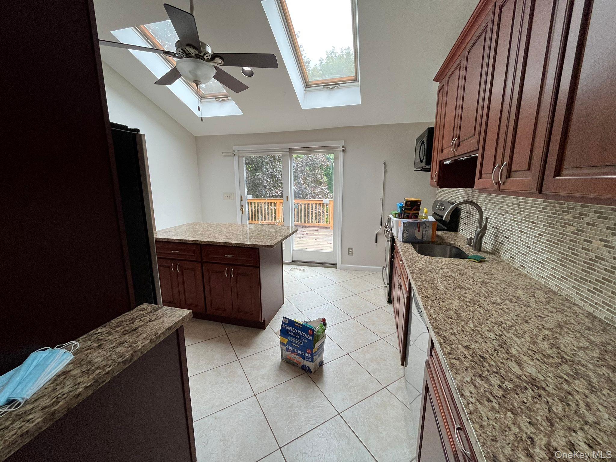 #19 photo, 4 Rosemont Drive, New City , NY 10956