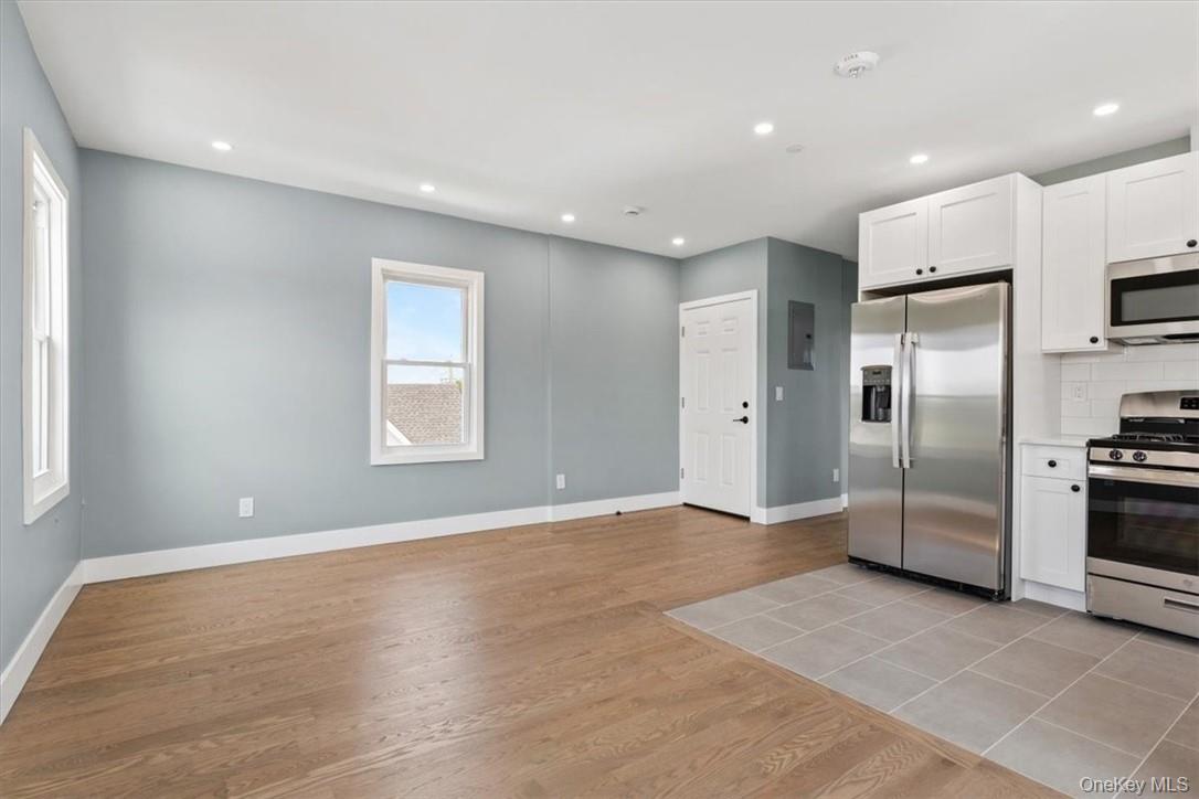 #5 photo, 76 CROTONA Avenue, Harrison , NY 10528