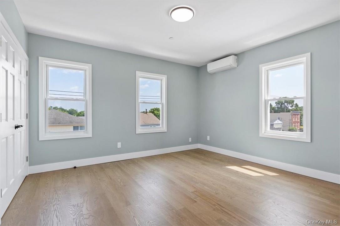 #9 photo, 76 CROTONA Avenue, Harrison , NY 10528