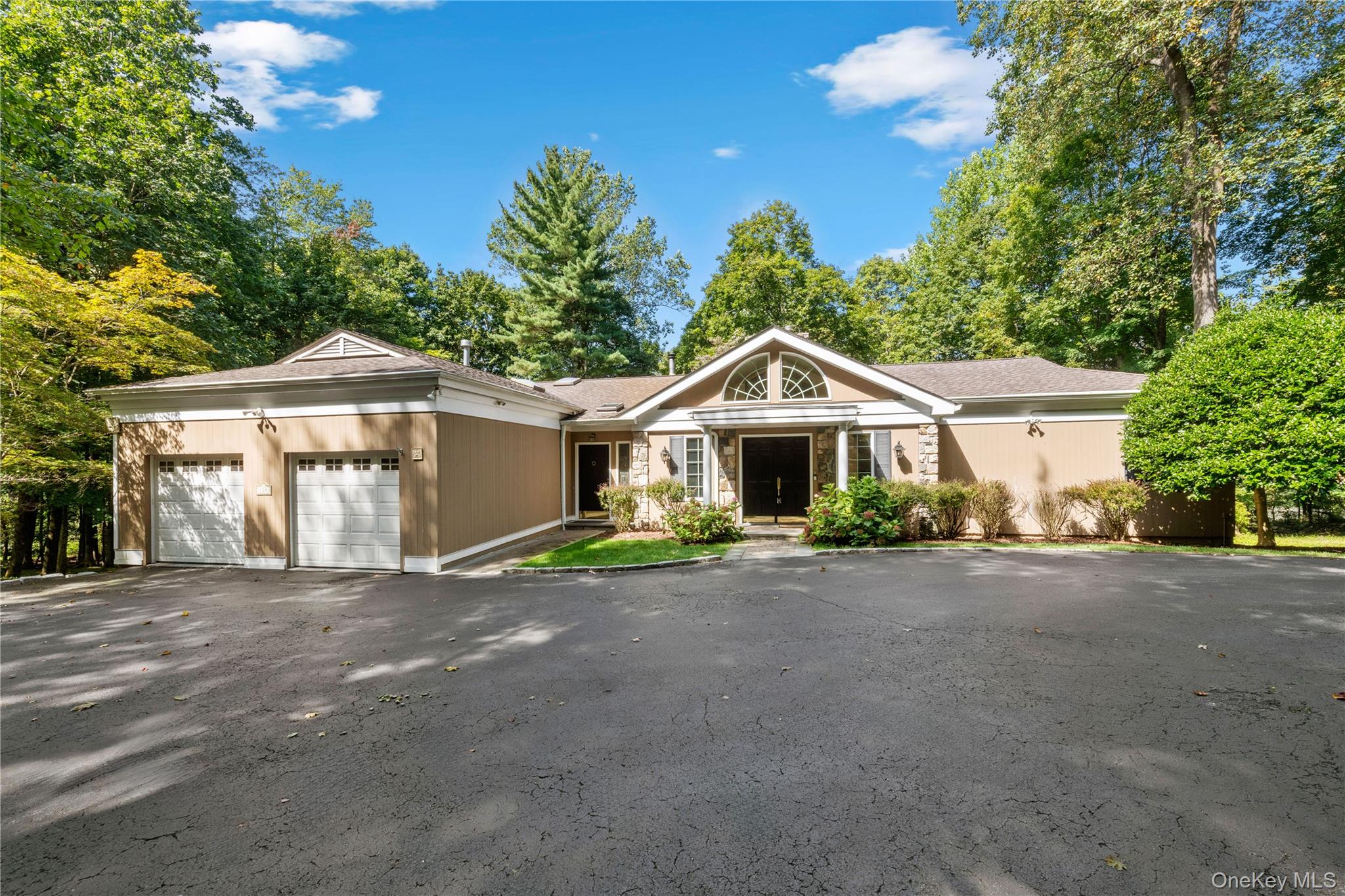 #1 photo, 120 McLain Street, Bedford Corners , NY 10549