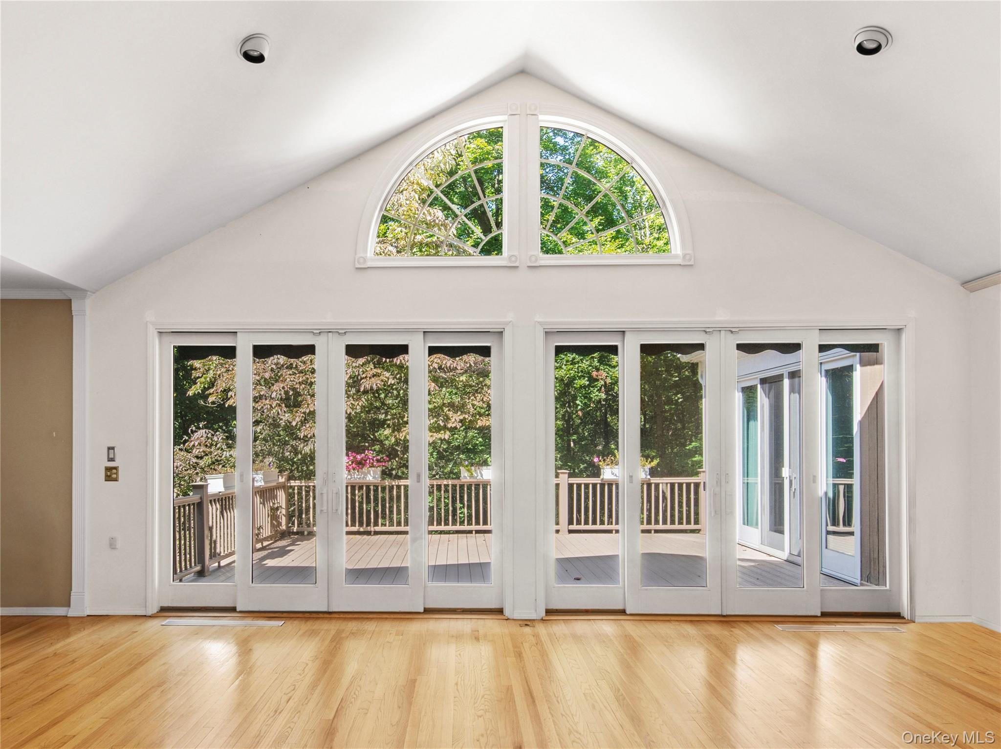 #6 photo, 120 McLain Street, Bedford Corners , NY 10549