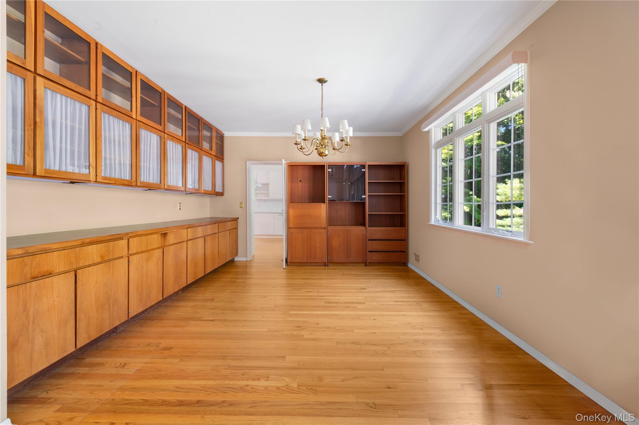 #9 photo, 120 McLain Street, Bedford Corners , NY 10549