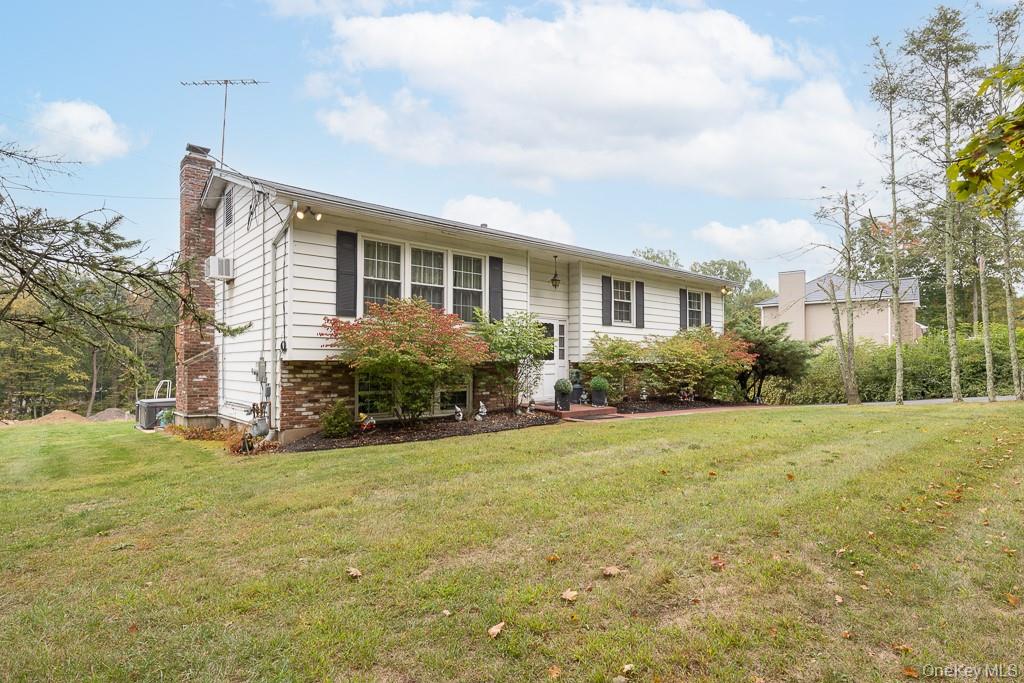 #4 photo, 21 Ravenna Drive, Pomona , NY 10970