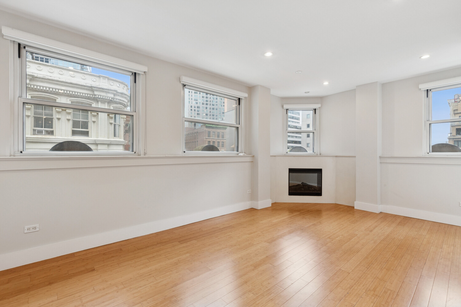 #6 photo, 130 FULTON Street, マンハッタン Fulton/Seaport , NY 10038