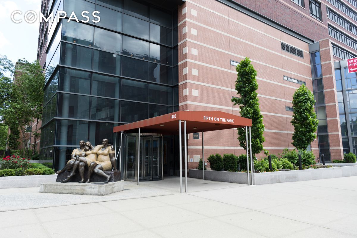 #14 photo, 1485 5th Avenue, マンハッタン Harlem , NY 10035