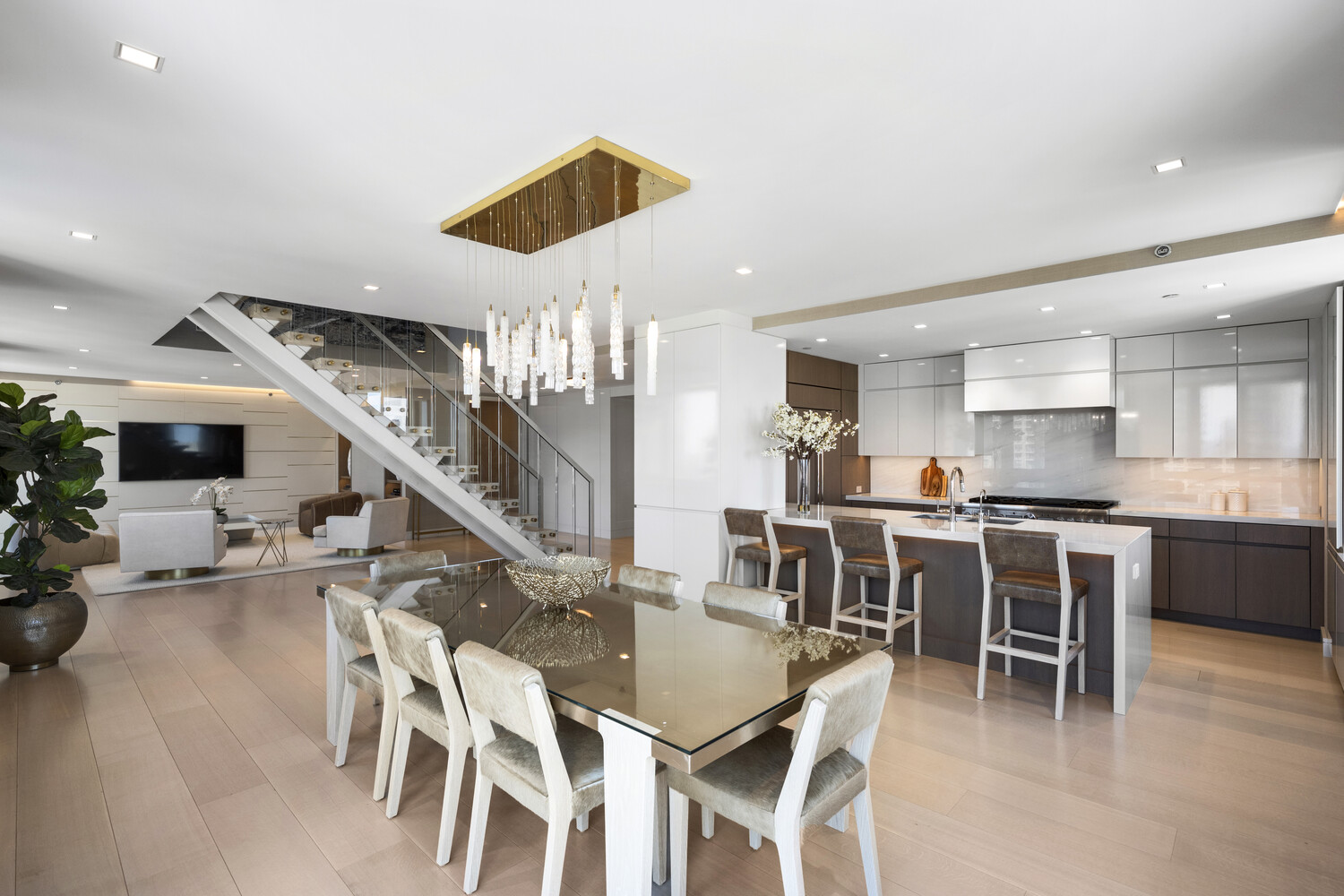 #4 photo, 300 E 77TH Street, Lenox Hill , NY 10075