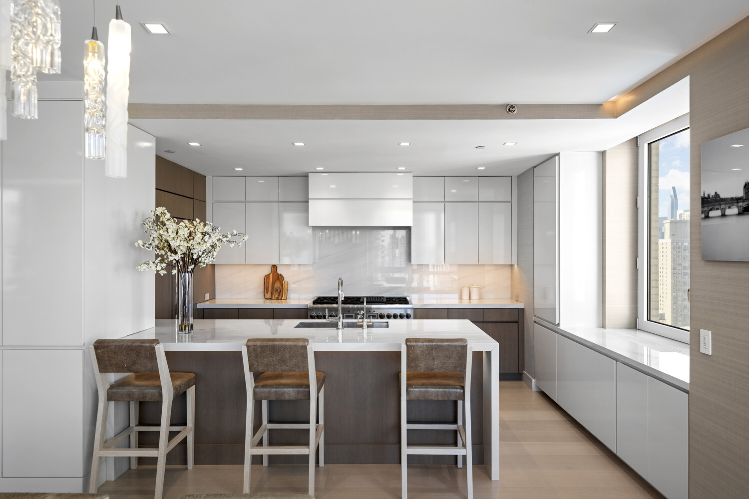 #5 photo, 300 E 77TH Street, Lenox Hill , NY 10075