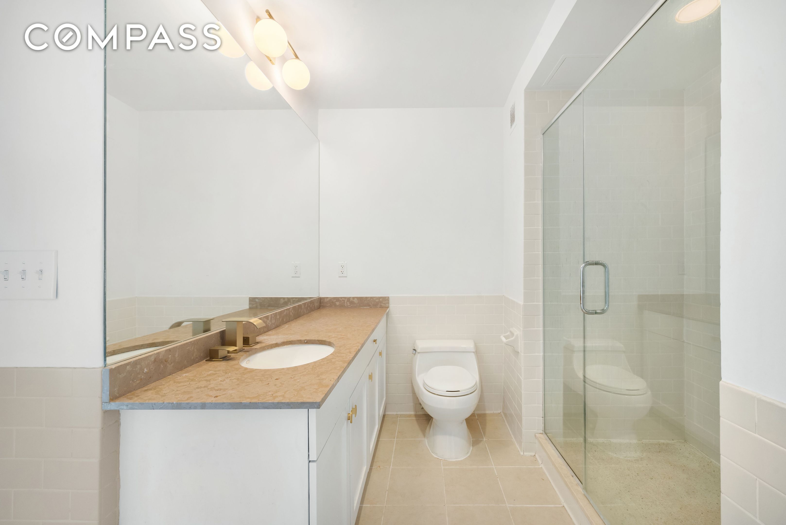 #12 photo, 304 W 115th Street, Harlem , NY 10026