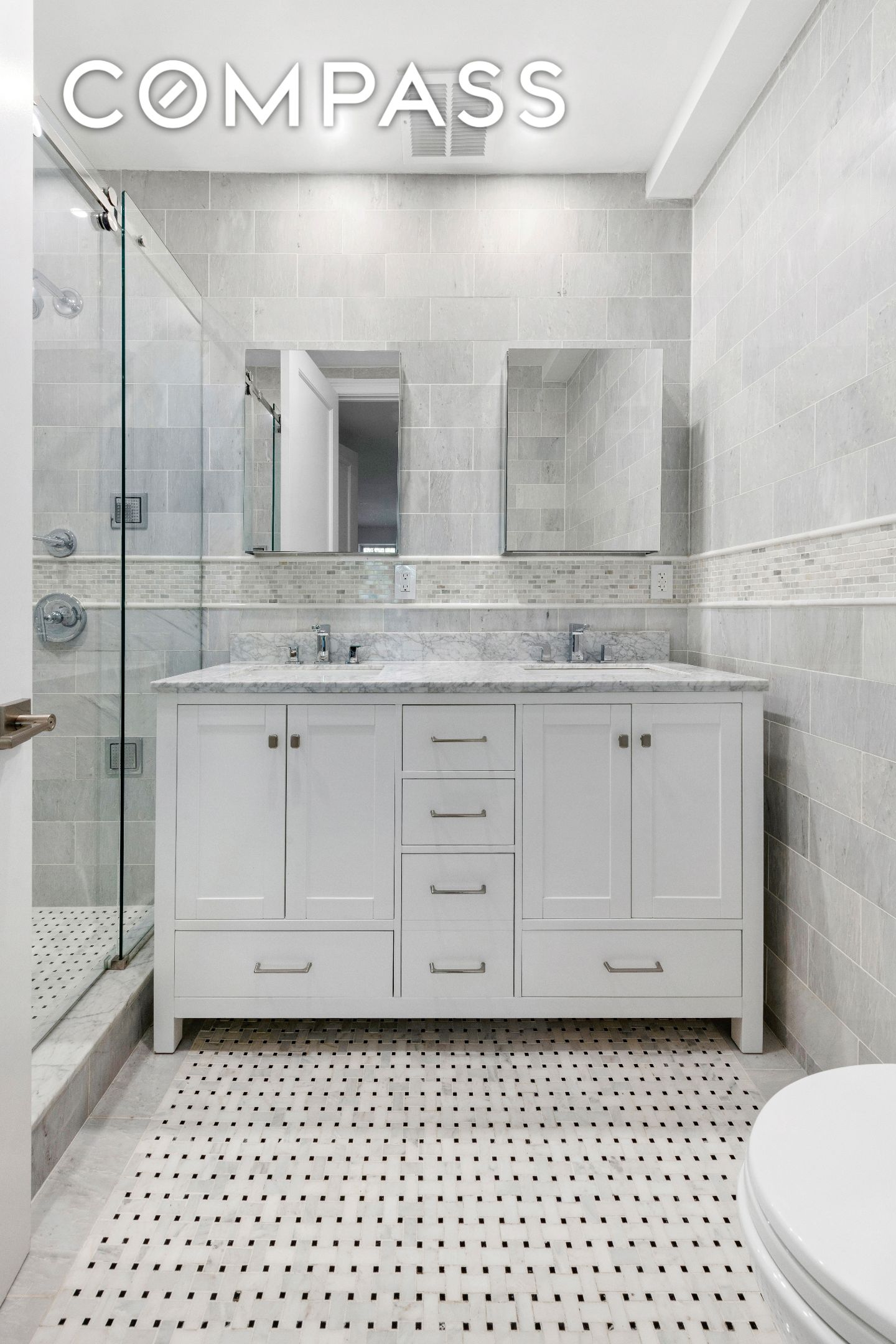 #11 photo, 129 W 131st Street, マンハッタン Central Harlem , NY 10027