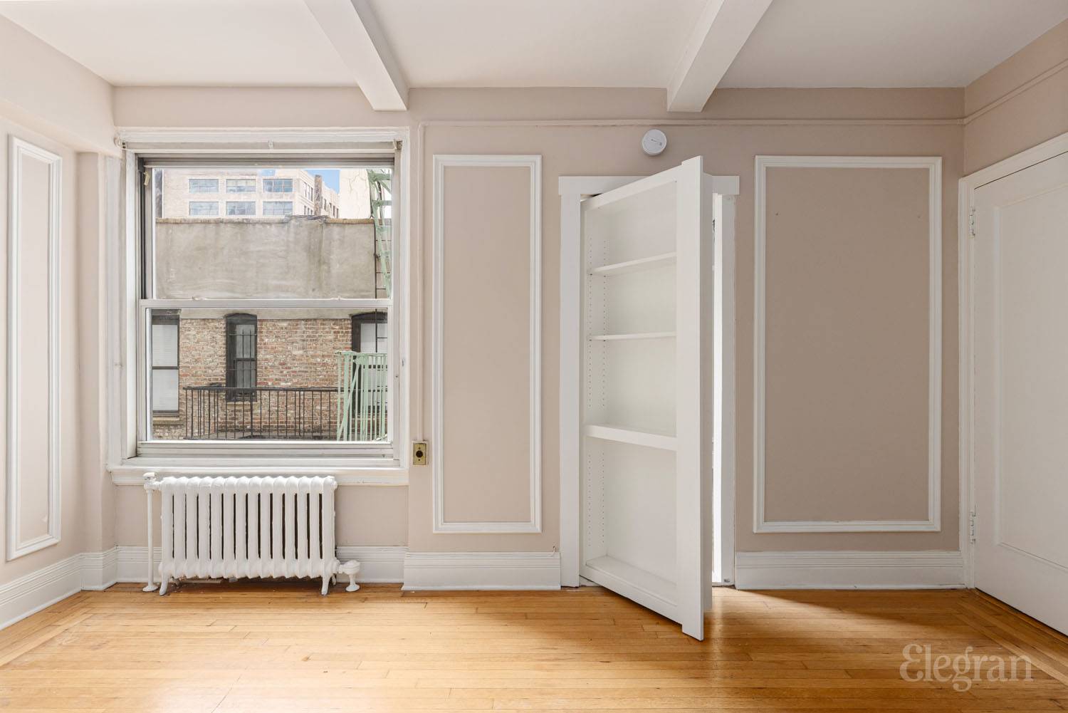 #3 photo, 325 W 45th Street, マンハッタン Hell's Kitchen , NY 10036