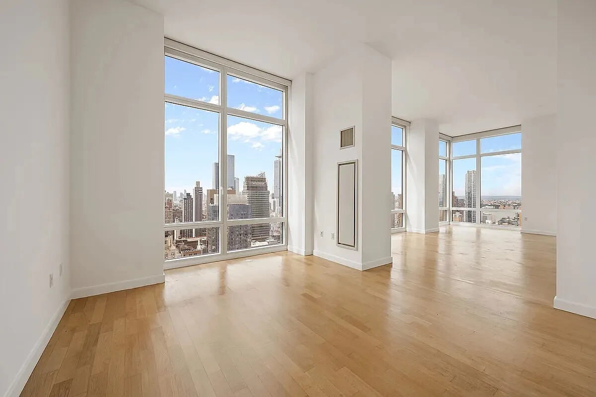 #13 photo, New York City, マンハッタン Midtown , NY 10036