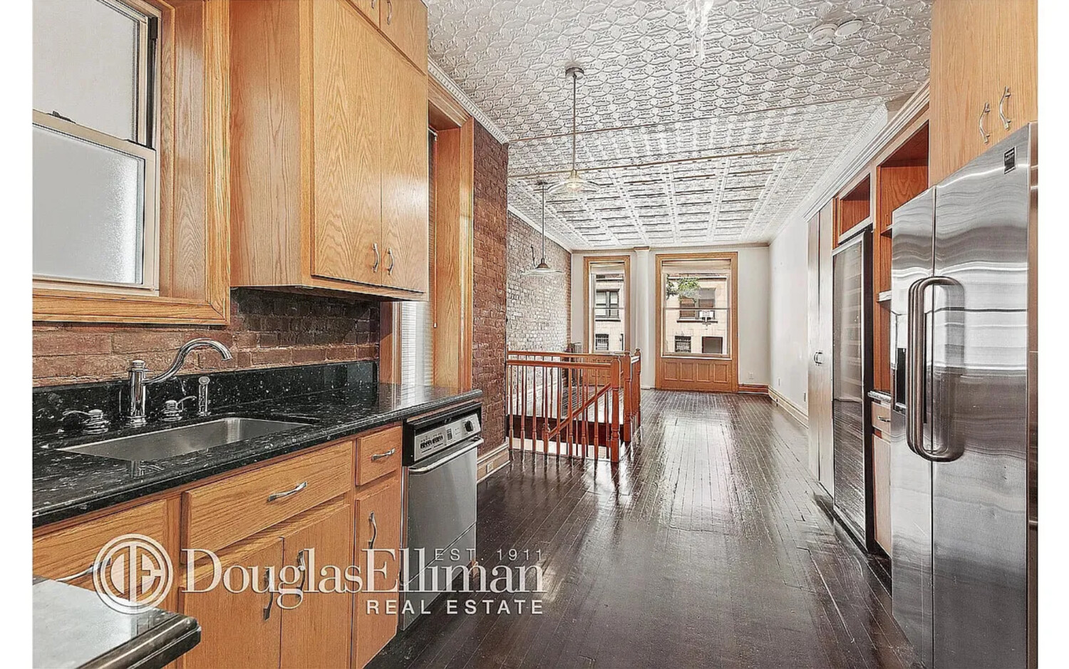 #4 photo, 324 E 50TH Street, Turtle Bay , NY 10022