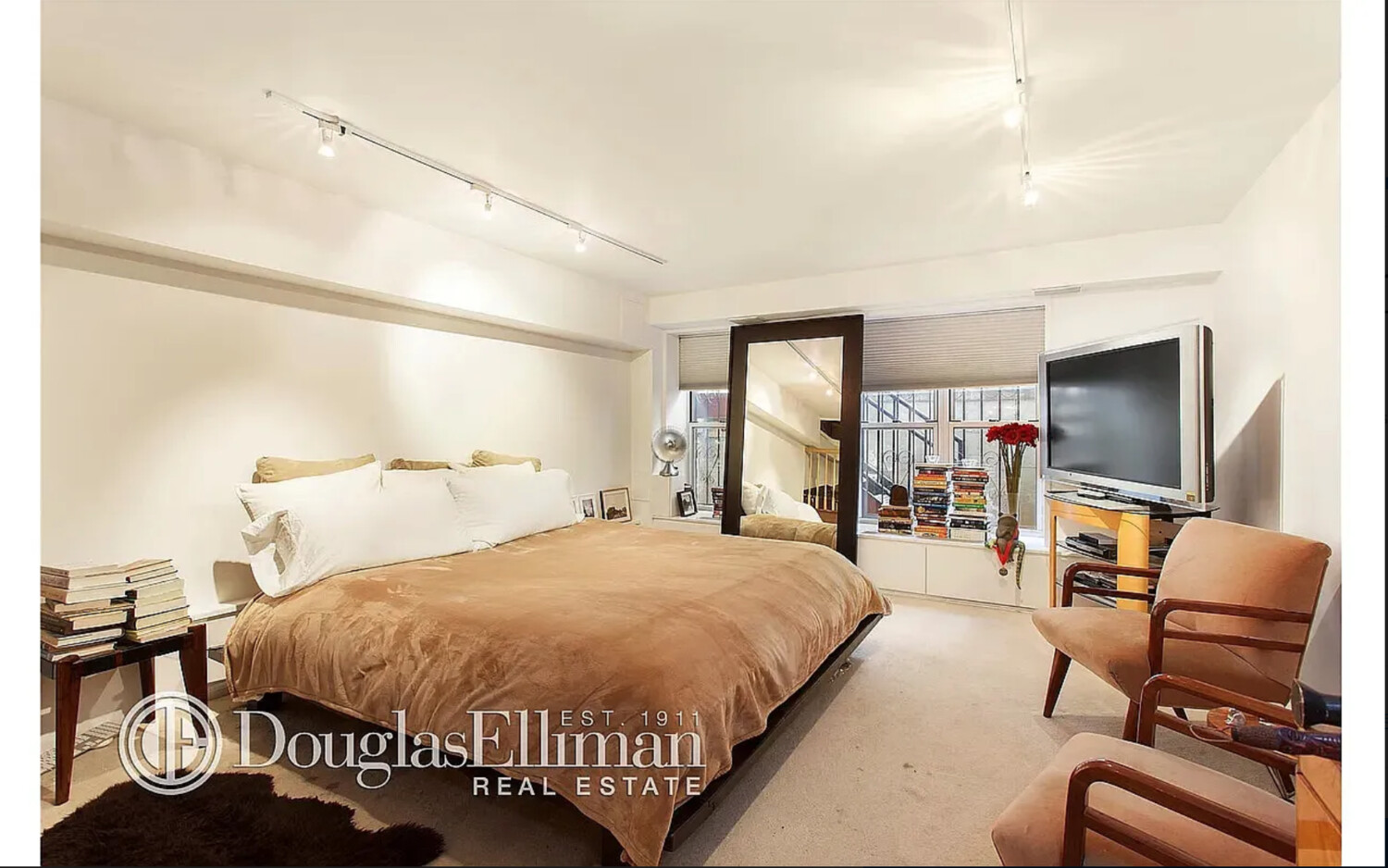 #6 photo, 324 E 50TH Street, Turtle Bay , NY 10022