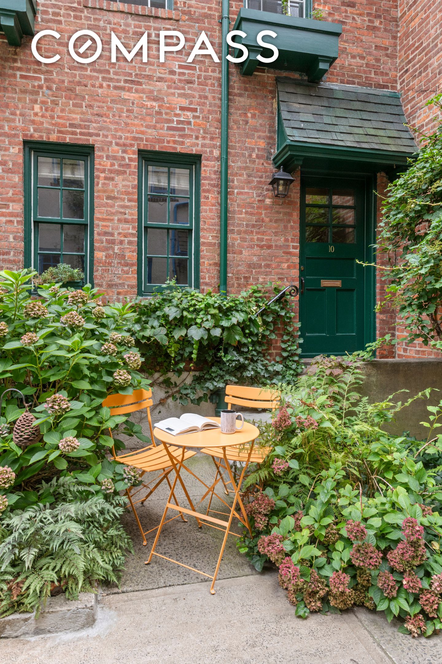 #1 photo, 10 Pomander Walk, 曼哈顿 上西城 Upper West Side , NY 10025