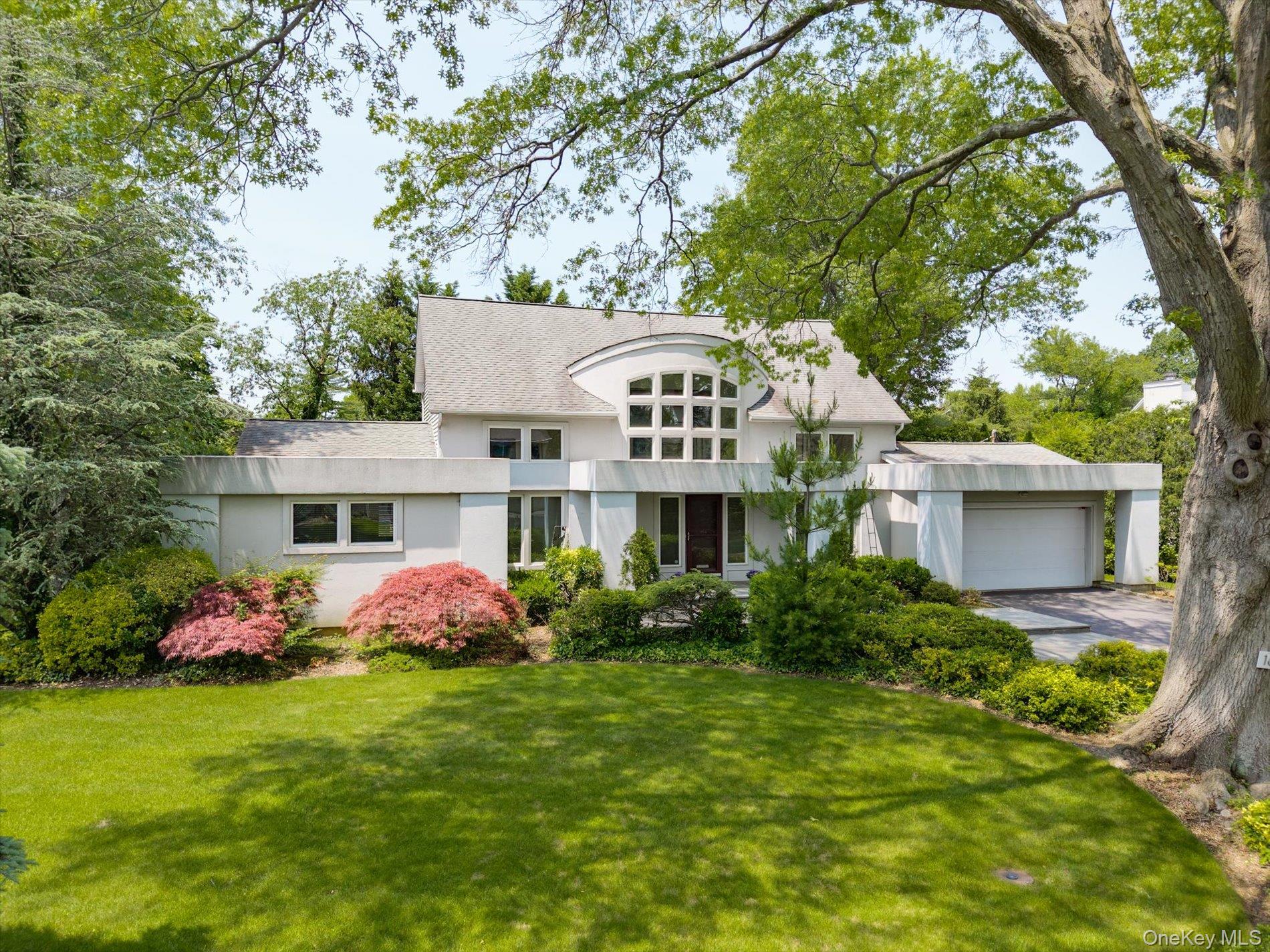 #1 photo, 16 Polo Field Lane, ナッソー郡 Great Neck , NY 11020