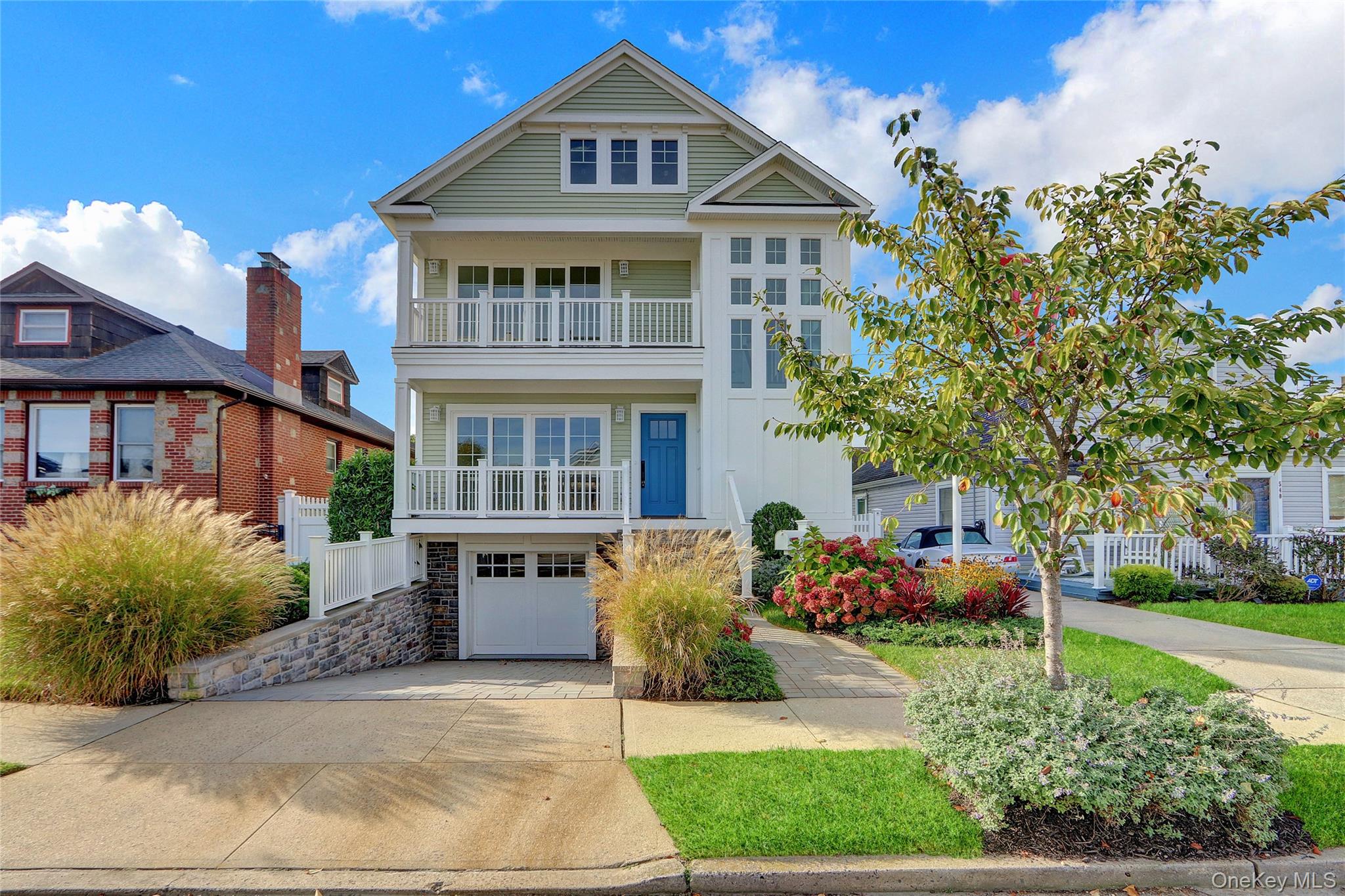 #1 photo, 538 W Walnut Street, ナッソー郡 Long Beach , NY 11561