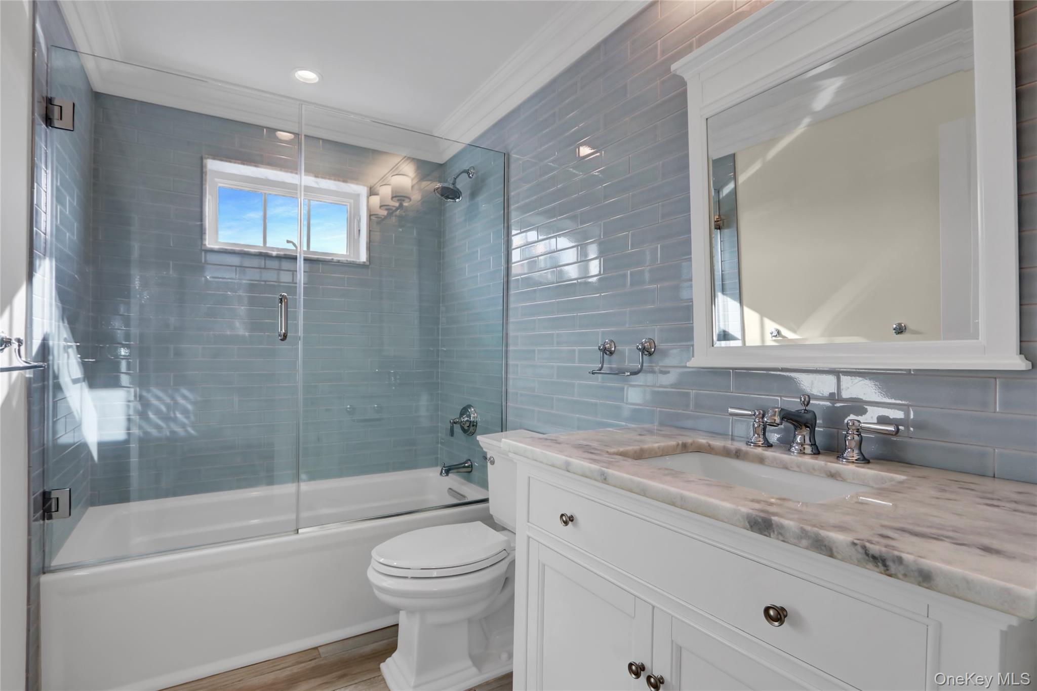 #19 photo, 538 W Walnut Street, ナッソー郡 Long Beach , NY 11561