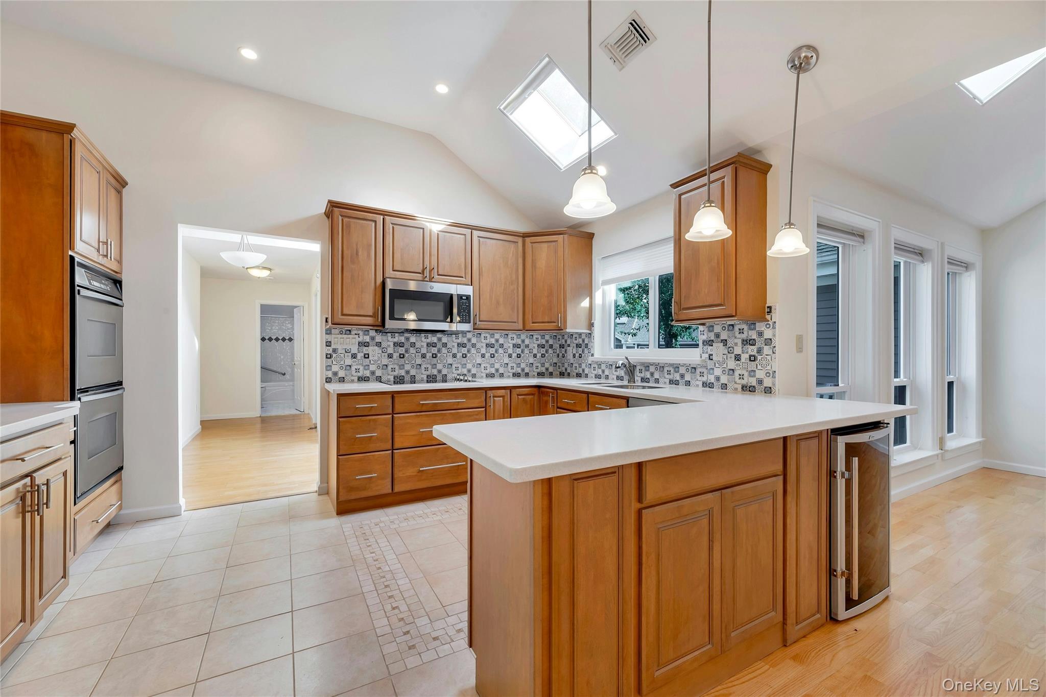 #14 photo, 204 River Drive, サフォーク郡 Moriches , NY 11955