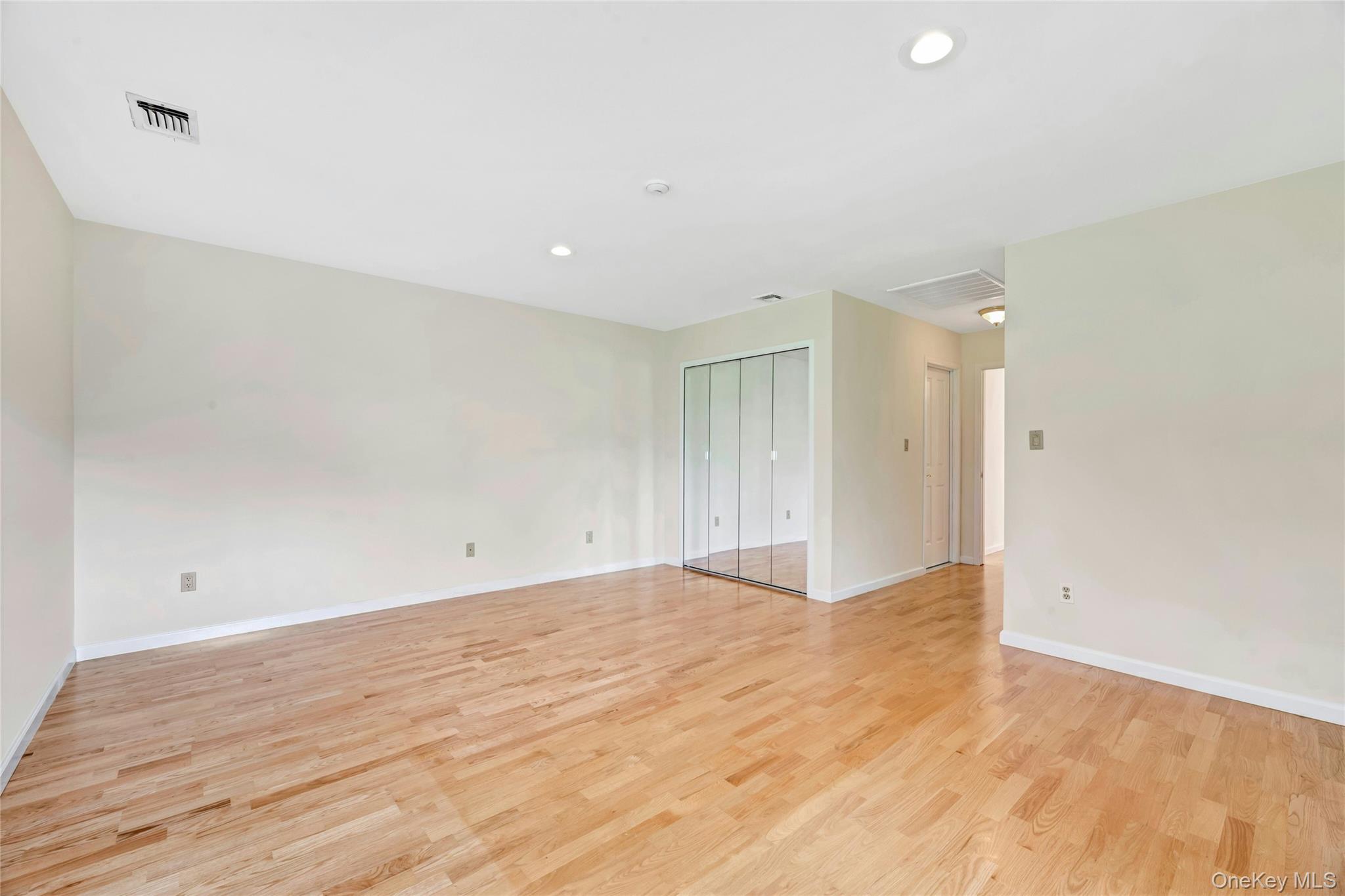 #18 photo, 204 River Drive, サフォーク郡 Moriches , NY 11955