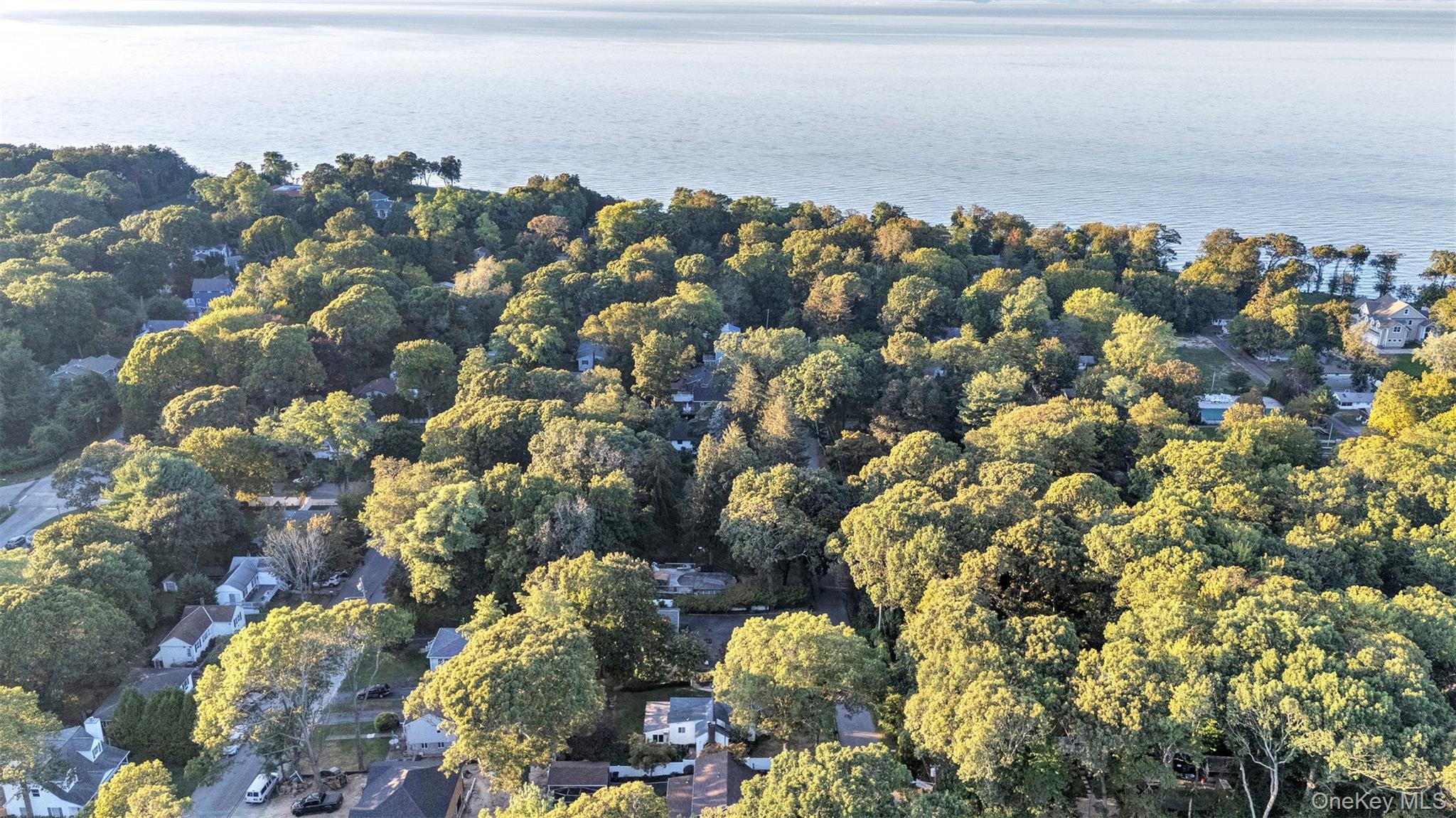 #3 photo, 81 Beach Road, サフォーク郡 Wading River , NY 11792