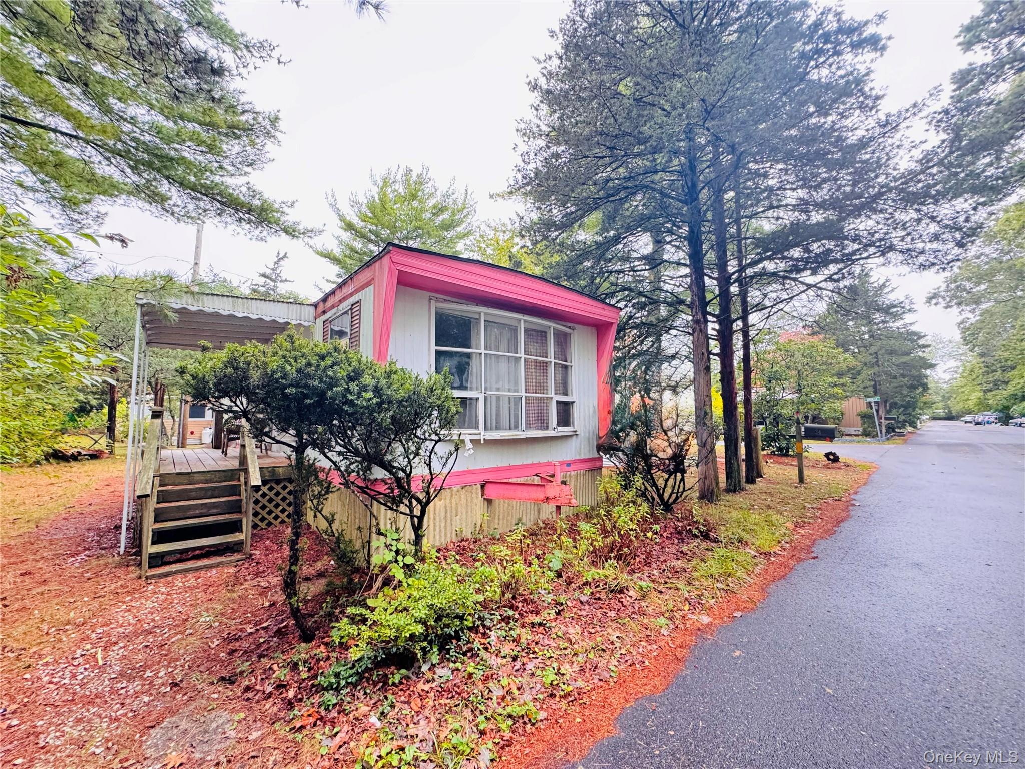 #1 photo, 620 Montauk Highway, सफ़ोक काउंटी Westhampton Beach , NY 11978