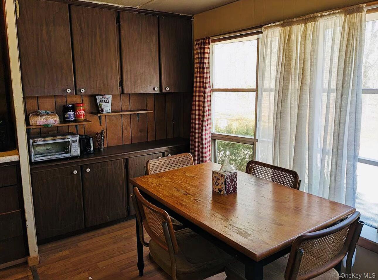 #4 photo, 620 Montauk Highway, सफ़ोक काउंटी Westhampton Beach , NY 11978