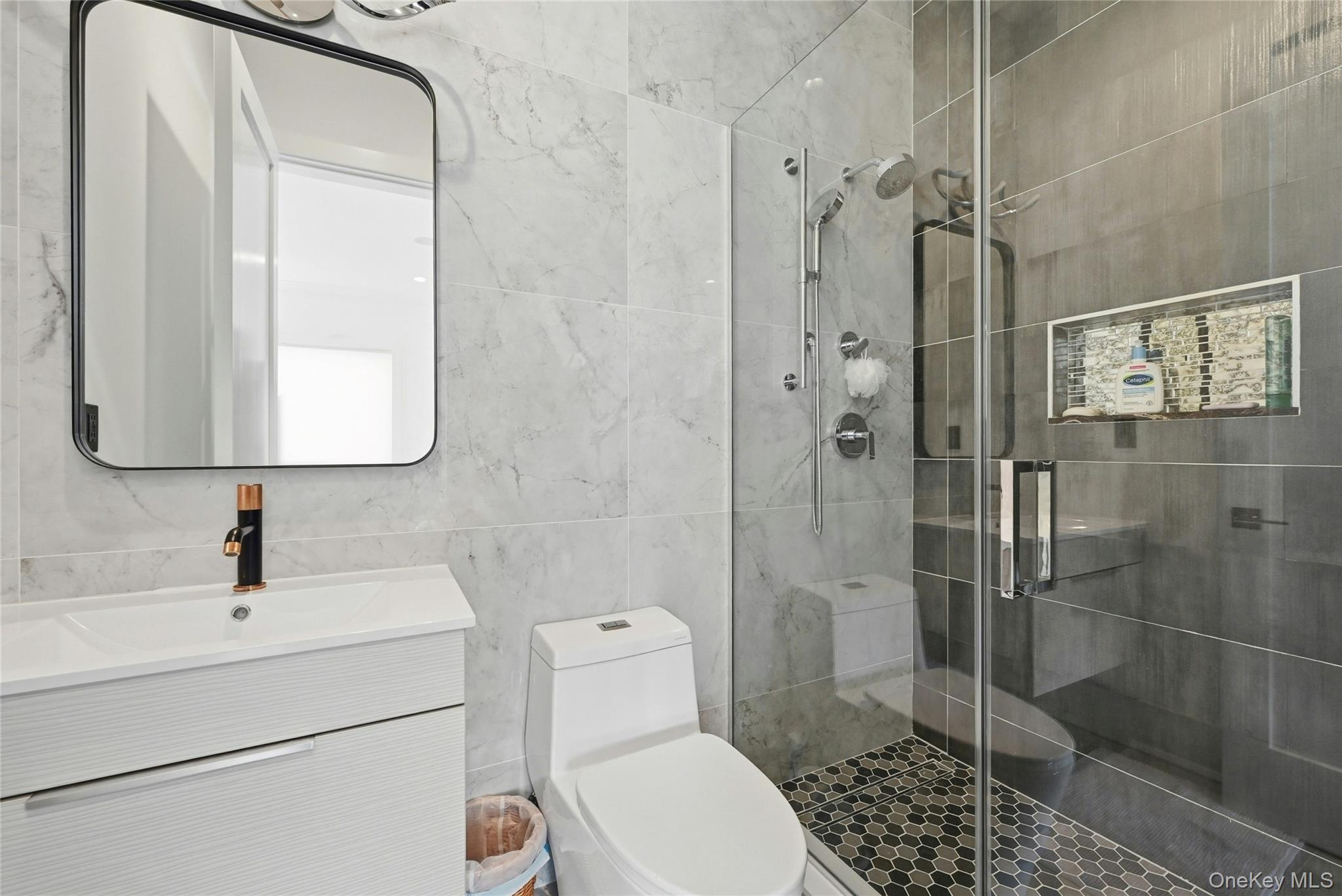 #20 photo, 43 Smugglers Path, Jamesport , NY 11947