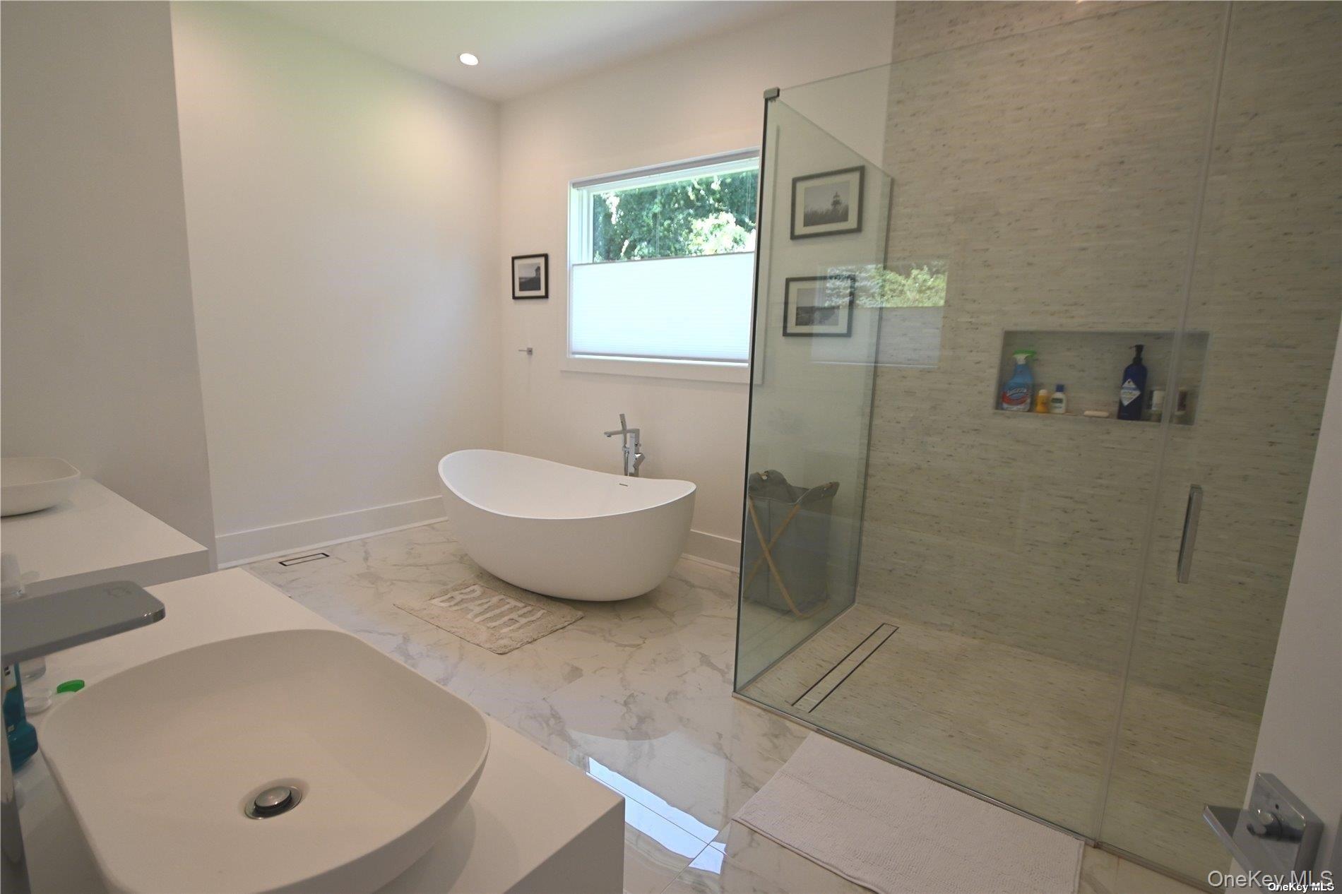 #8 photo, 43 Smugglers Path, サフォーク郡 Jamesport , NY 11947