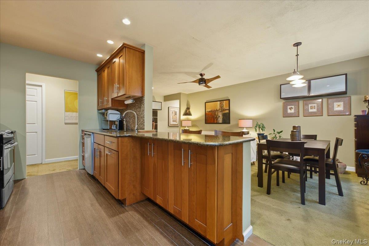 #16 photo, 290 Atlantic Avenue, East Rockaway , NY 11518