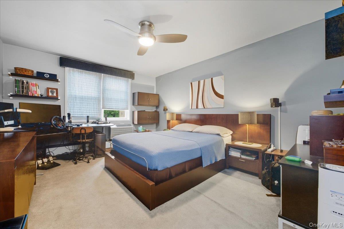 #20 photo, 290 Atlantic Avenue, East Rockaway , NY 11518