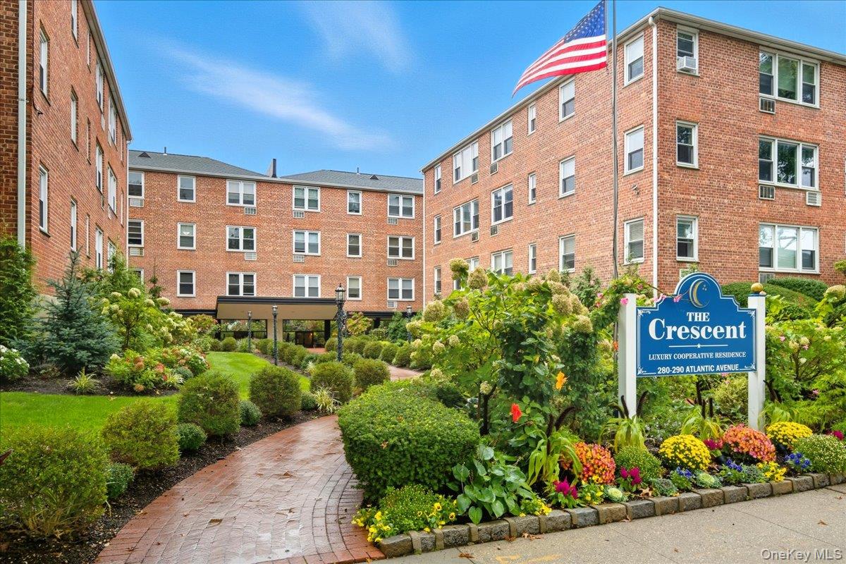 #3 photo, 290 Atlantic Avenue, East Rockaway , NY 11518