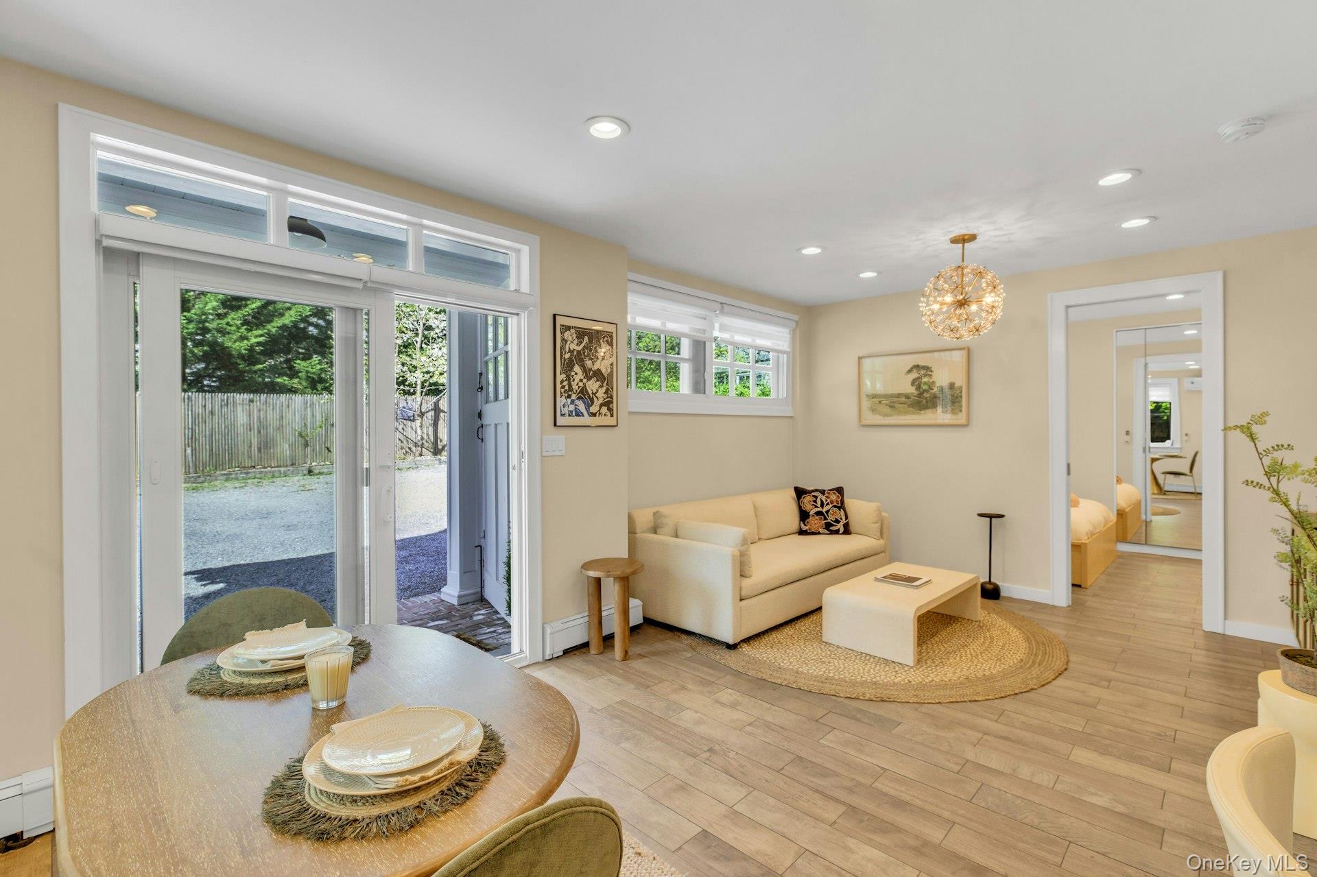 #1 photo, 14 Crossman Place, サフォーク郡 Huntington , NY 11743