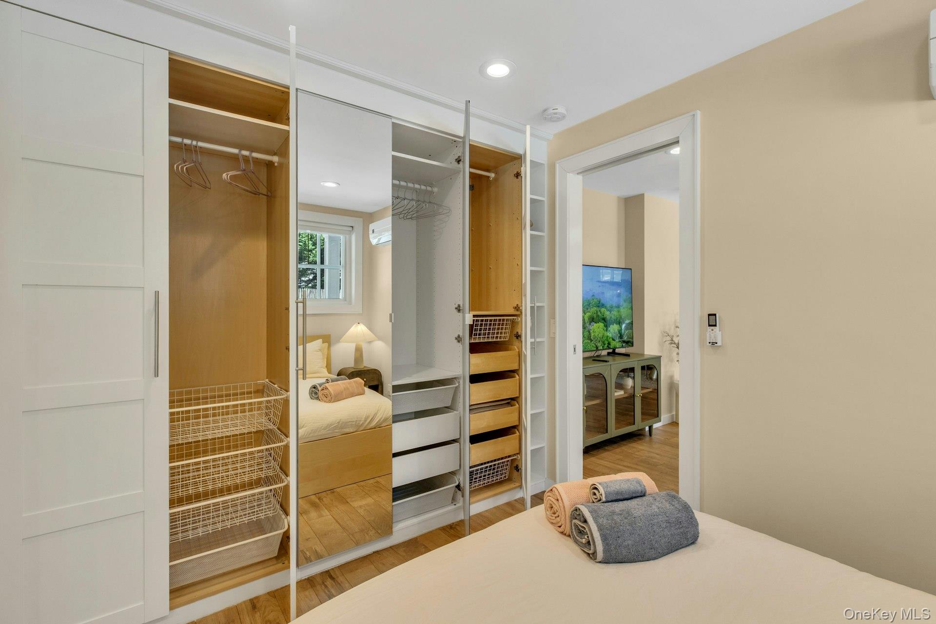 #14 photo, 14 Crossman Place, サフォーク郡 Huntington , NY 11743