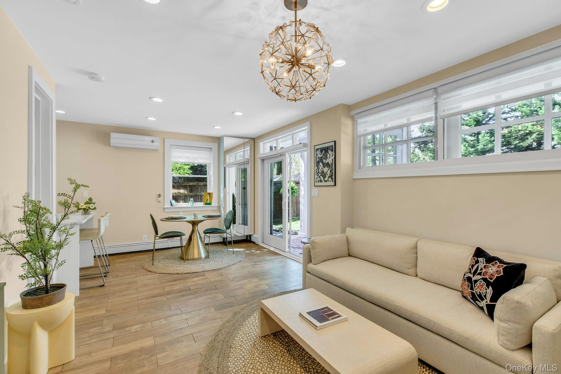 #6 photo, 14 Crossman Place, サフォーク郡 Huntington , NY 11743