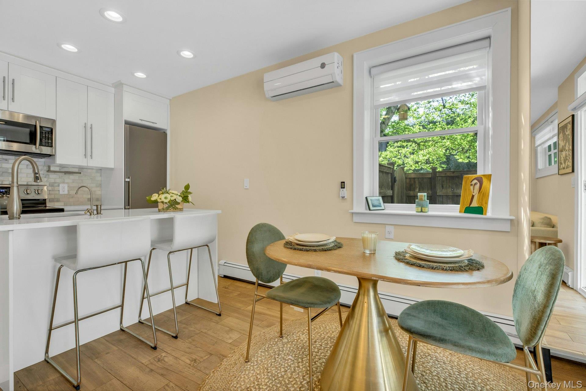 #7 photo, 14 Crossman Place, サフォーク郡 Huntington , NY 11743