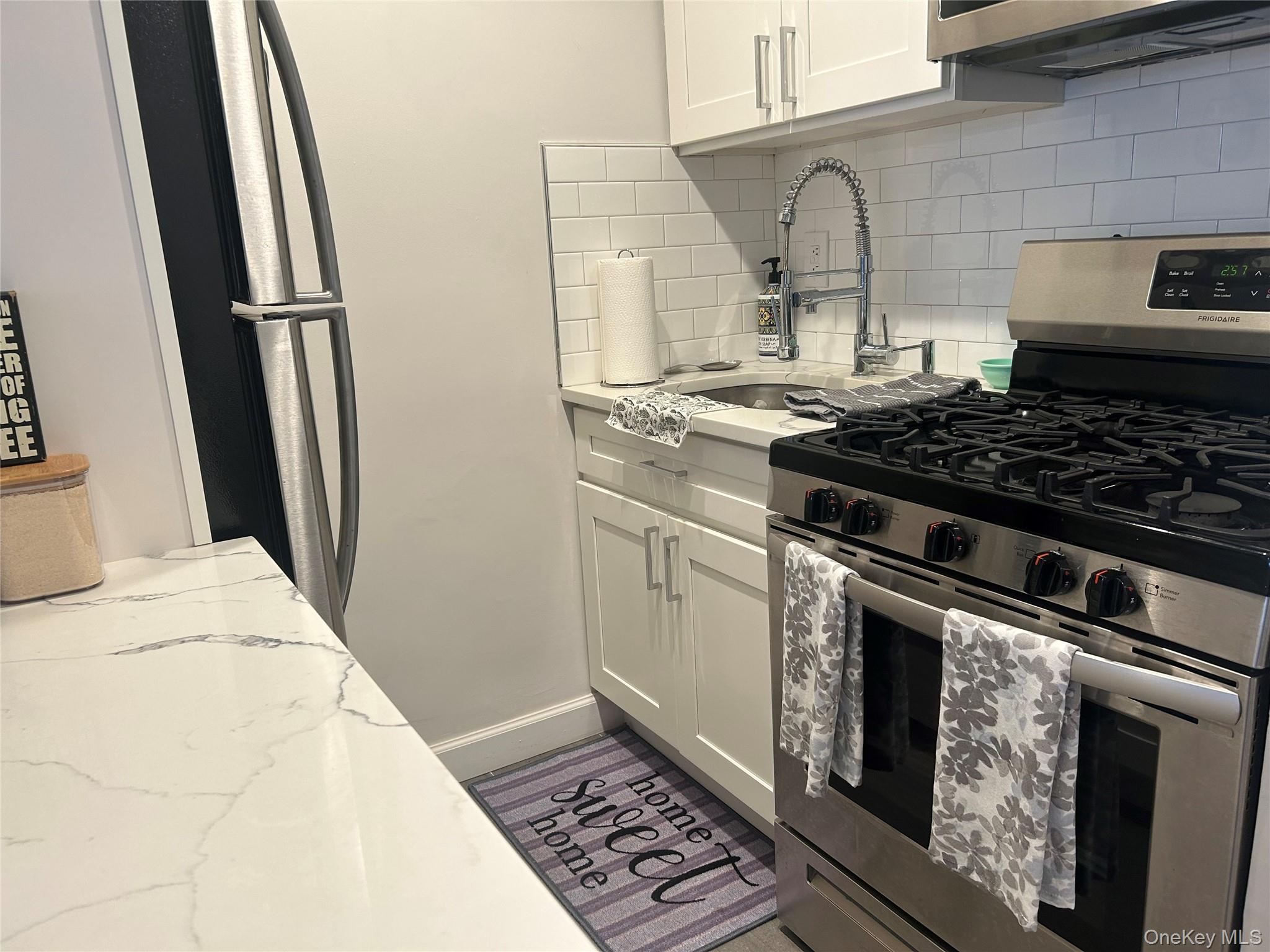 #11 photo, 1 E Broadway, ナッソー郡 Long Beach , NY 11561