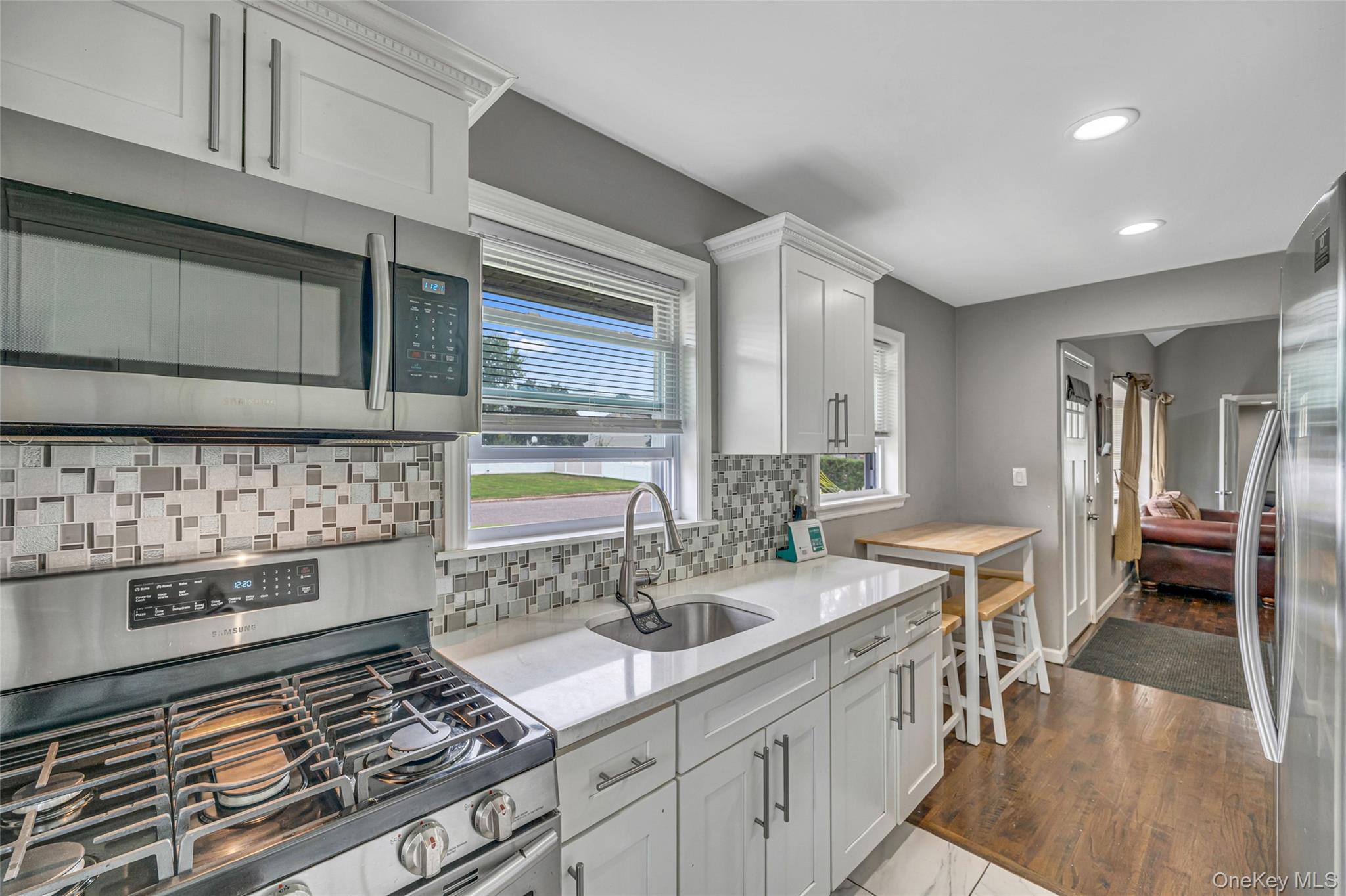 #10 photo, 14 Dartmouth Drive, 东长岛 海湾 Bay Shore , NY 11706