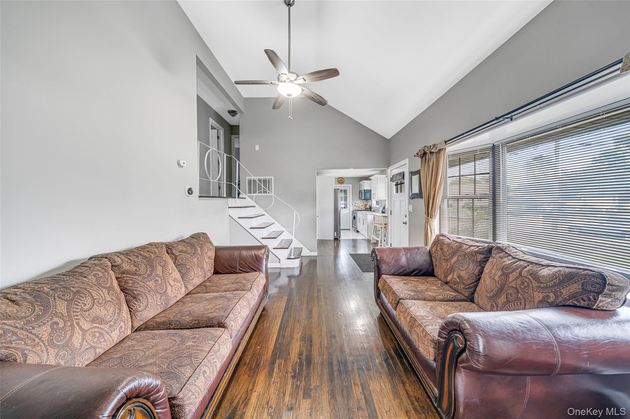 #8 photo, 14 Dartmouth Drive, 东长岛 海湾 Bay Shore , NY 11706